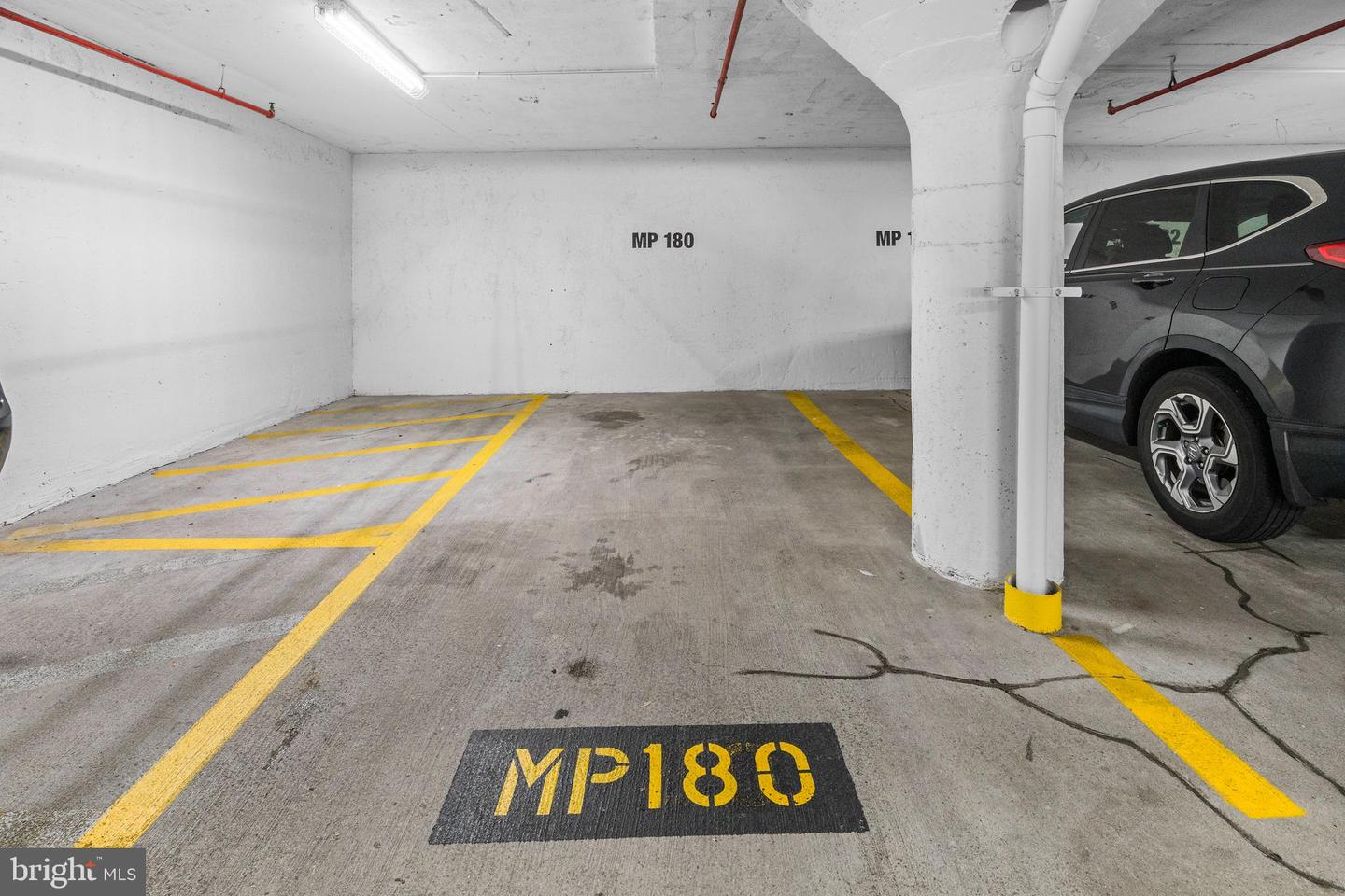 1121 ARLINGTON BLVD #405, ARLINGTON, Virginia 22209, 1 Bedroom Bedrooms, ,1 BathroomBathrooms,Residential,For sale,1121 ARLINGTON BLVD #405,VAAR2068220 MLS # VAAR2068220