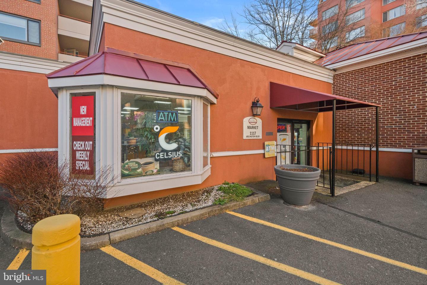 1121 ARLINGTON BLVD #405, ARLINGTON, Virginia 22209, 1 Bedroom Bedrooms, ,1 BathroomBathrooms,Residential,For sale,1121 ARLINGTON BLVD #405,VAAR2068220 MLS # VAAR2068220