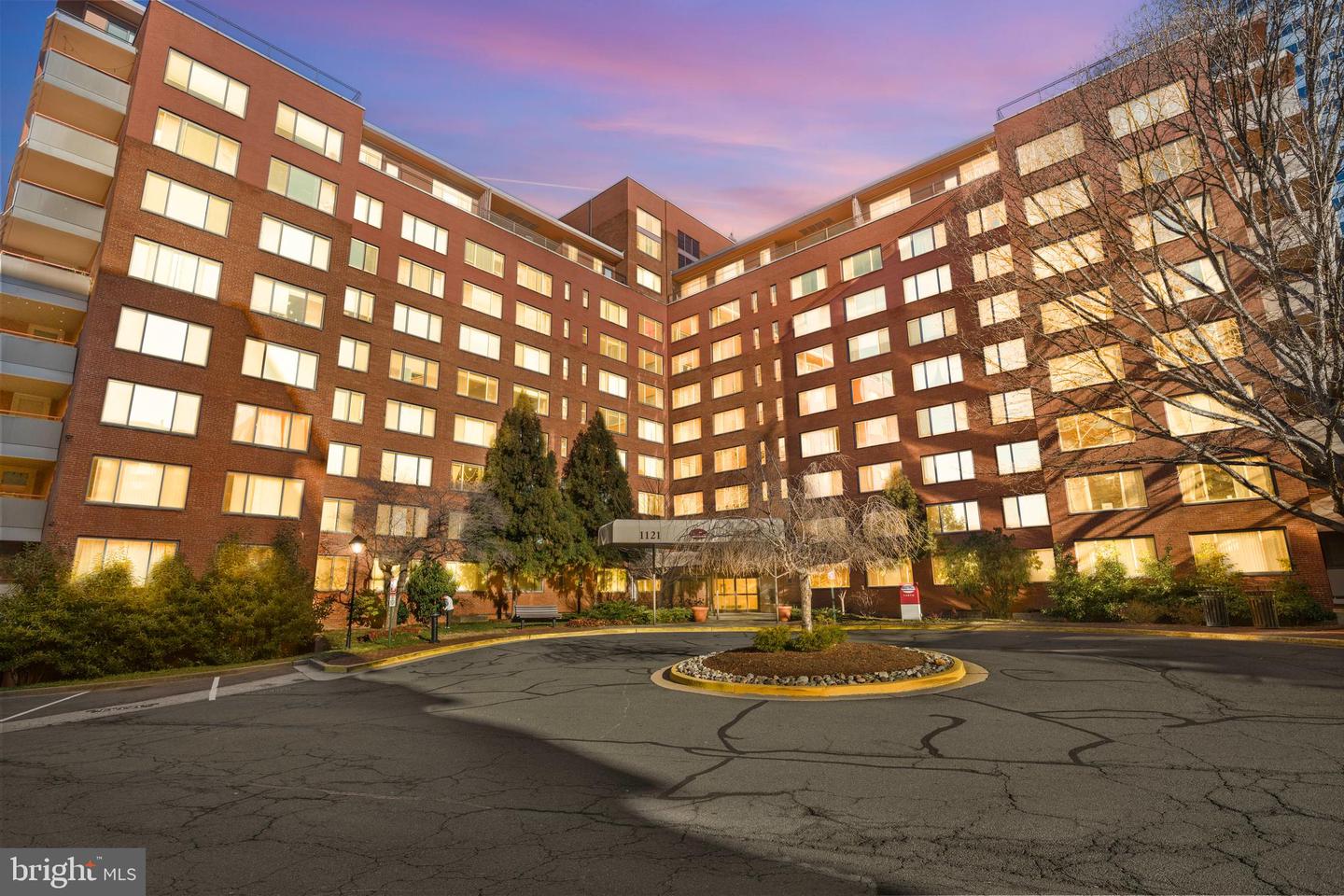 1121 ARLINGTON BLVD #405, ARLINGTON, Virginia 22209, 1 Bedroom Bedrooms, ,1 BathroomBathrooms,Residential,For sale,1121 ARLINGTON BLVD #405,VAAR2068220 MLS # VAAR2068220