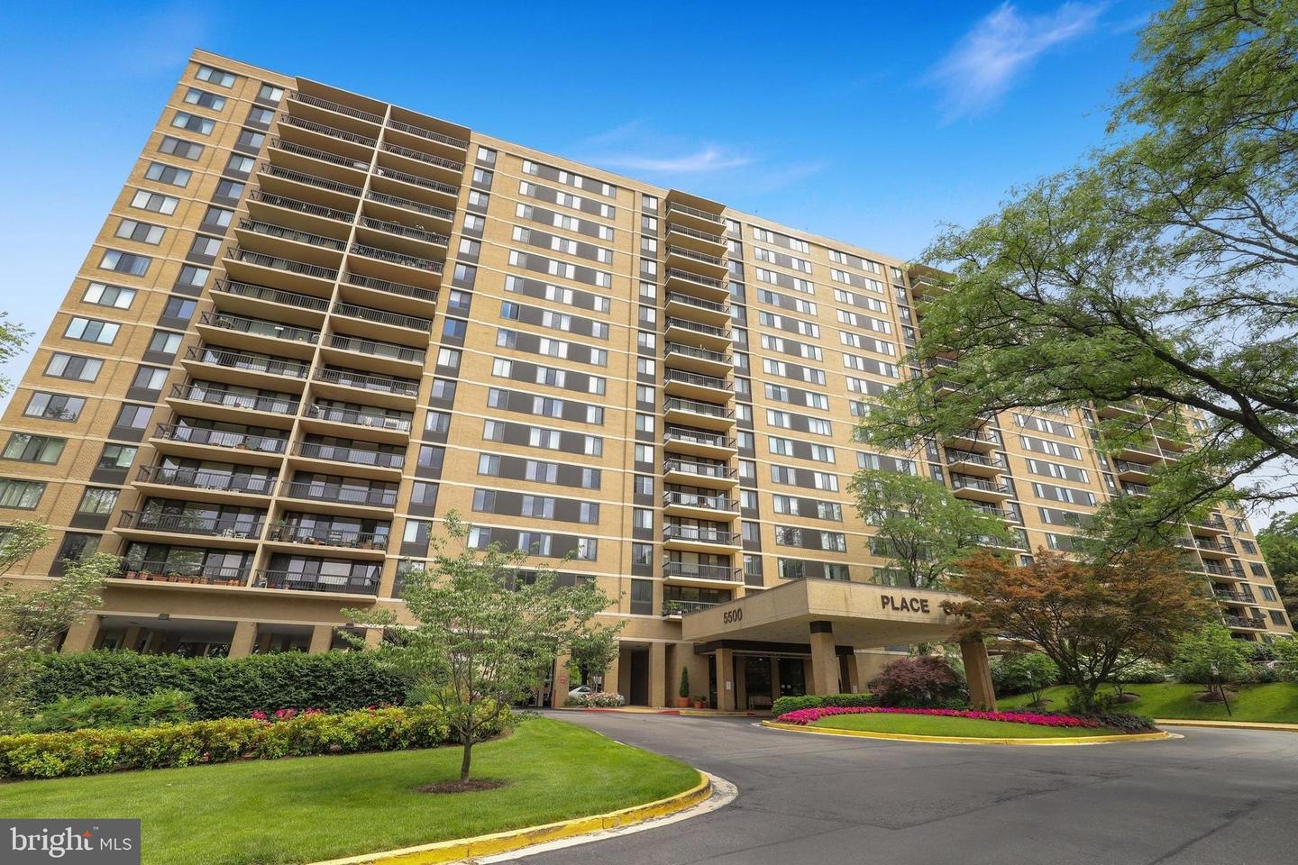 5500 HOLMES RUN PKWY #703, ALEXANDRIA, Virginia 22304, 1 Bedroom Bedrooms, ,1 BathroomBathrooms,Residential,For sale,5500 HOLMES RUN PKWY #703,VAAX2053588 MLS # VAAX2053588