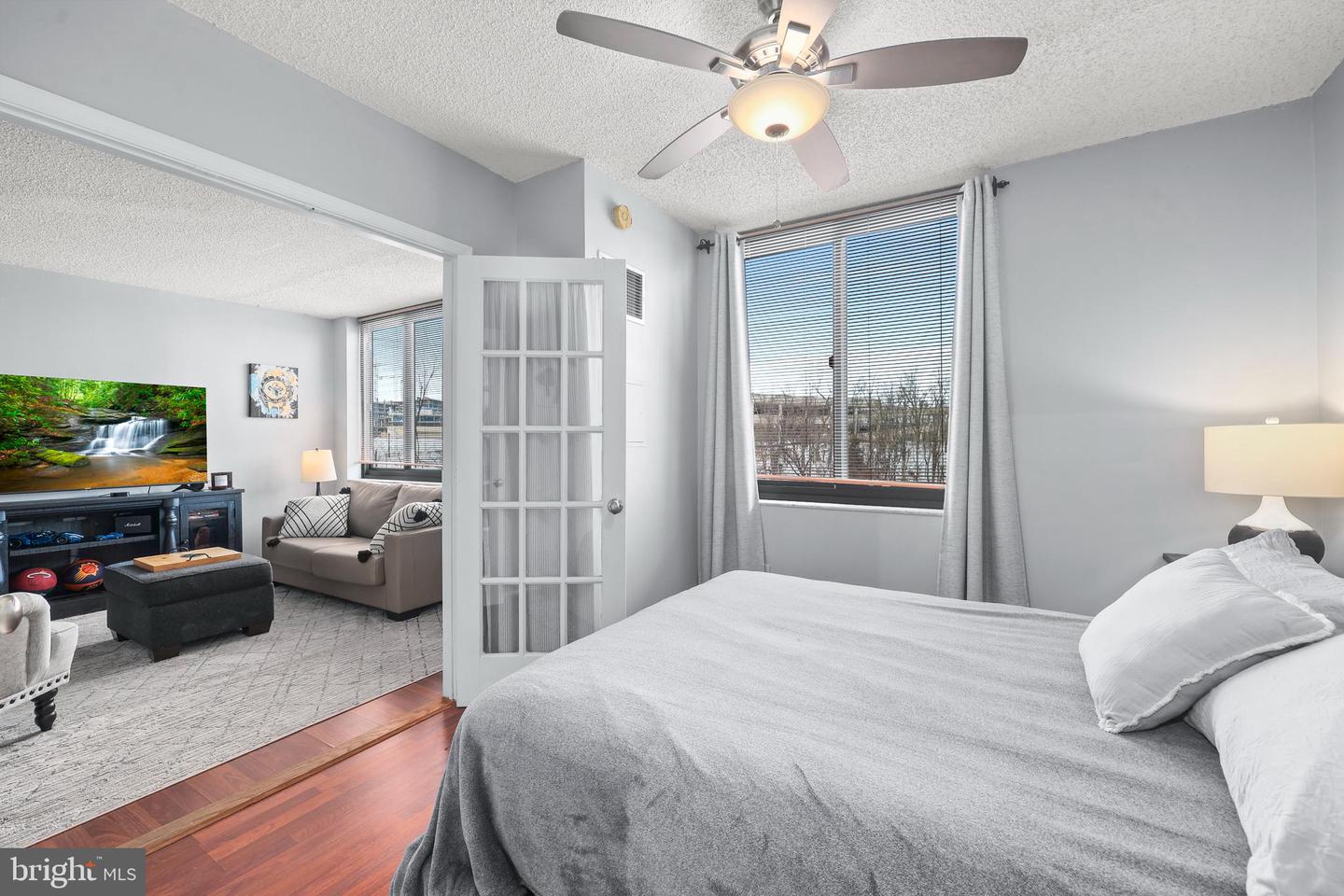 5500 HOLMES RUN PKWY #703, ALEXANDRIA, Virginia 22304, 1 Bedroom Bedrooms, ,1 BathroomBathrooms,Residential,For sale,5500 HOLMES RUN PKWY #703,VAAX2053588 MLS # VAAX2053588