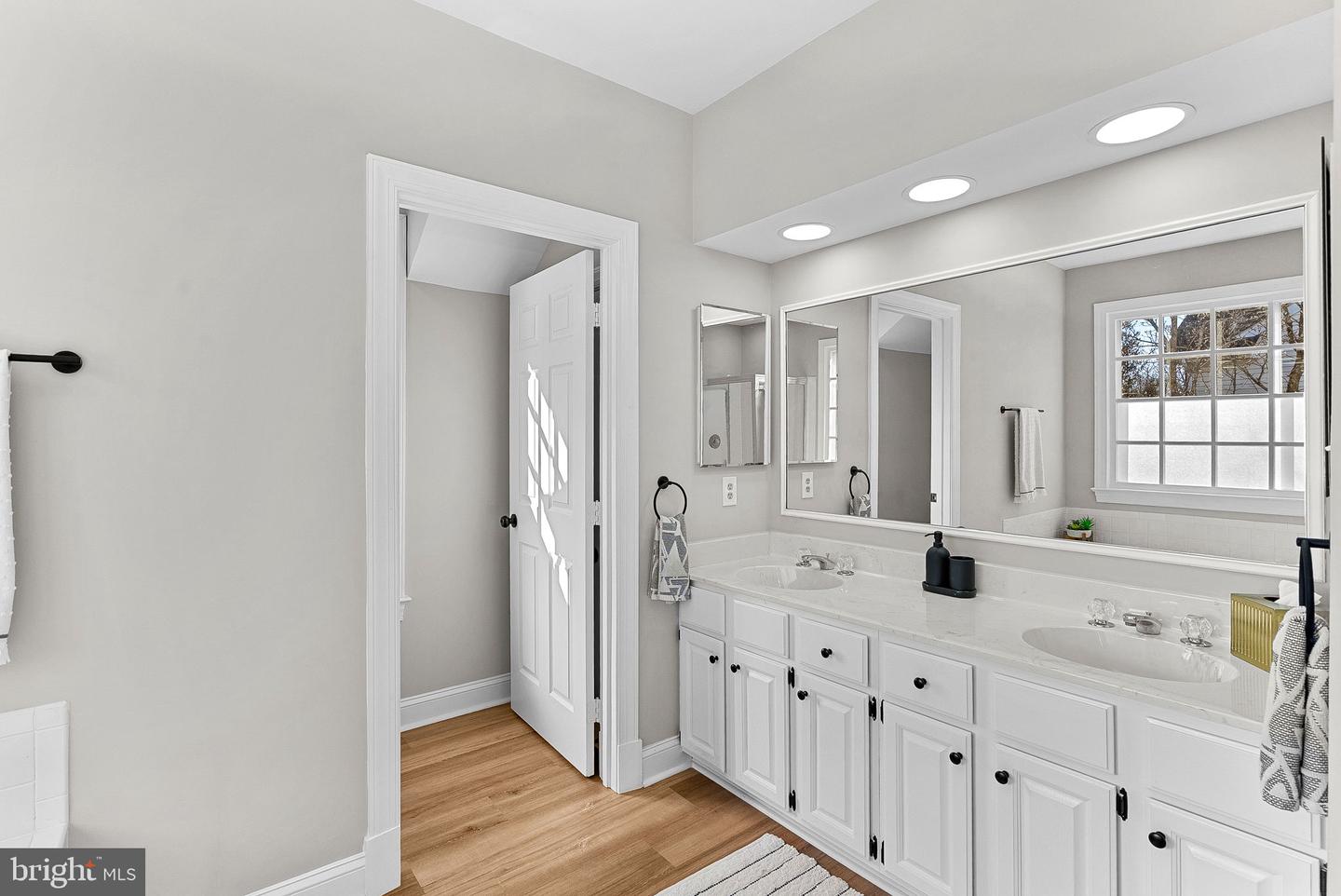 9440 FLOWERDEN LN, MANASSAS, Virginia 20110, 4 Bedrooms Bedrooms, ,3 BathroomsBathrooms,Residential,For sale,9440 FLOWERDEN LN,VAMN2010138 MLS # VAMN2010138