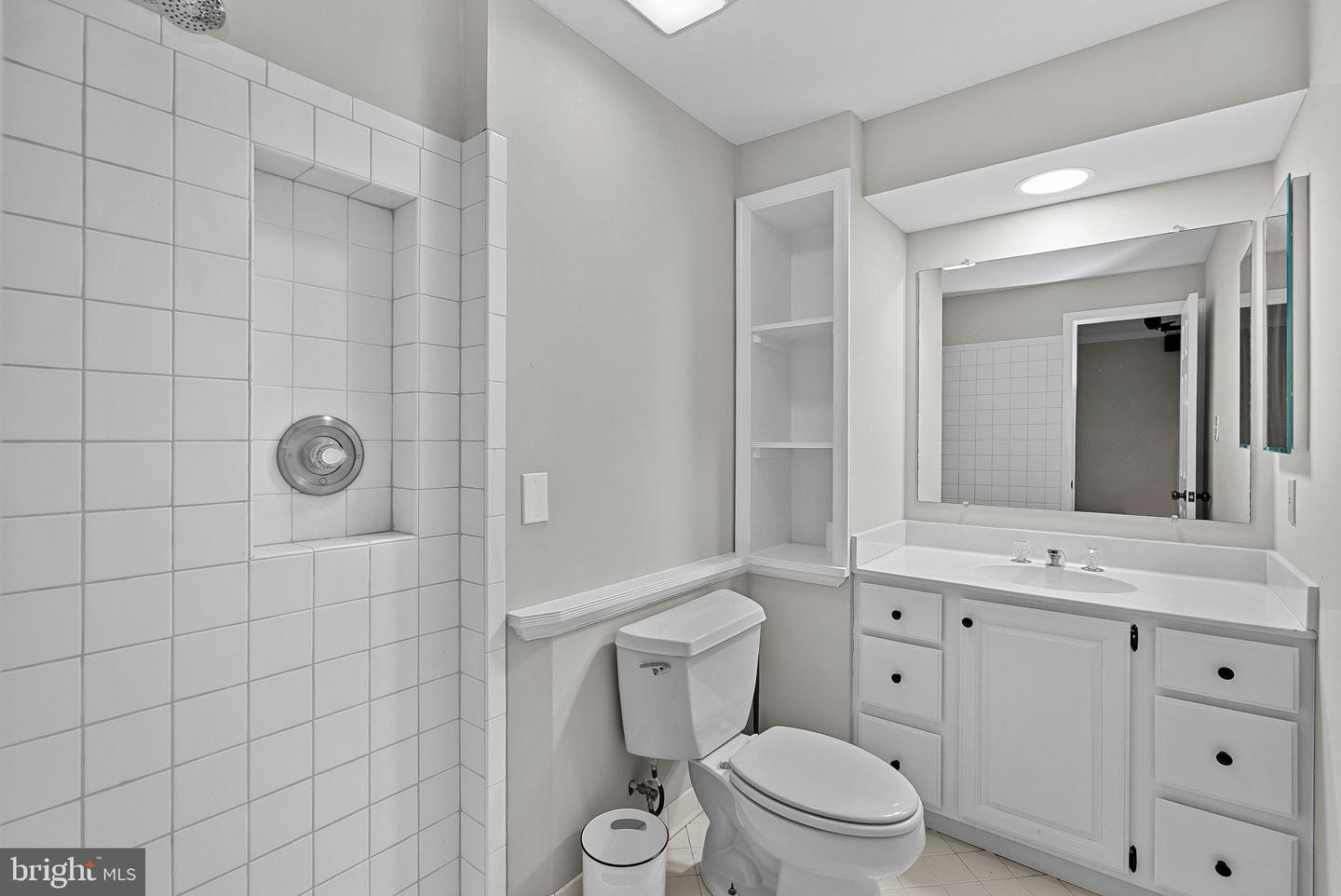 9440 FLOWERDEN LN, MANASSAS, Virginia 20110, 4 Bedrooms Bedrooms, ,3 BathroomsBathrooms,Residential,For sale,9440 FLOWERDEN LN,VAMN2010138 MLS # VAMN2010138