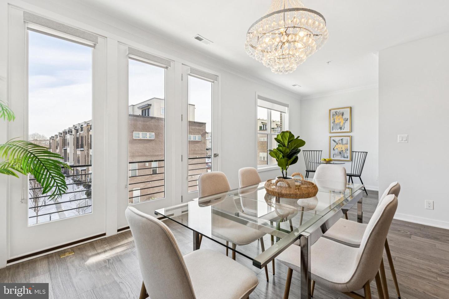 4635 CHARGER PL #805, CHANTILLY, Virginia 20151, 3 Bedrooms Bedrooms, ,2 BathroomsBathrooms,Residential,For sale,4635 CHARGER PL #805,VAFX2287800 MLS # VAFX2287800