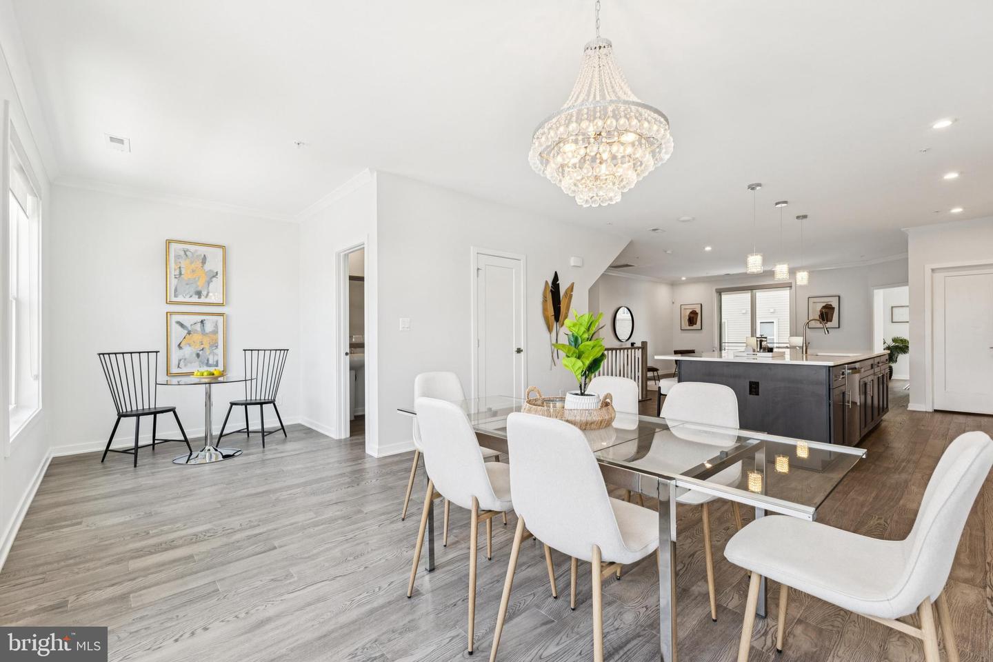 4635 CHARGER PL #805, CHANTILLY, Virginia 20151, 3 Bedrooms Bedrooms, ,2 BathroomsBathrooms,Residential,For sale,4635 CHARGER PL #805,VAFX2287800 MLS # VAFX2287800