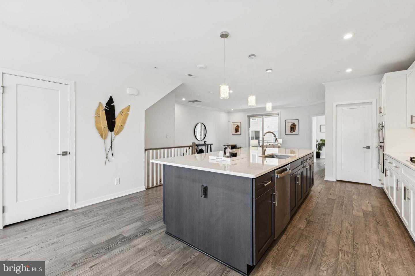 4635 CHARGER PL #805, CHANTILLY, Virginia 20151, 3 Bedrooms Bedrooms, ,2 BathroomsBathrooms,Residential,For sale,4635 CHARGER PL #805,VAFX2287800 MLS # VAFX2287800