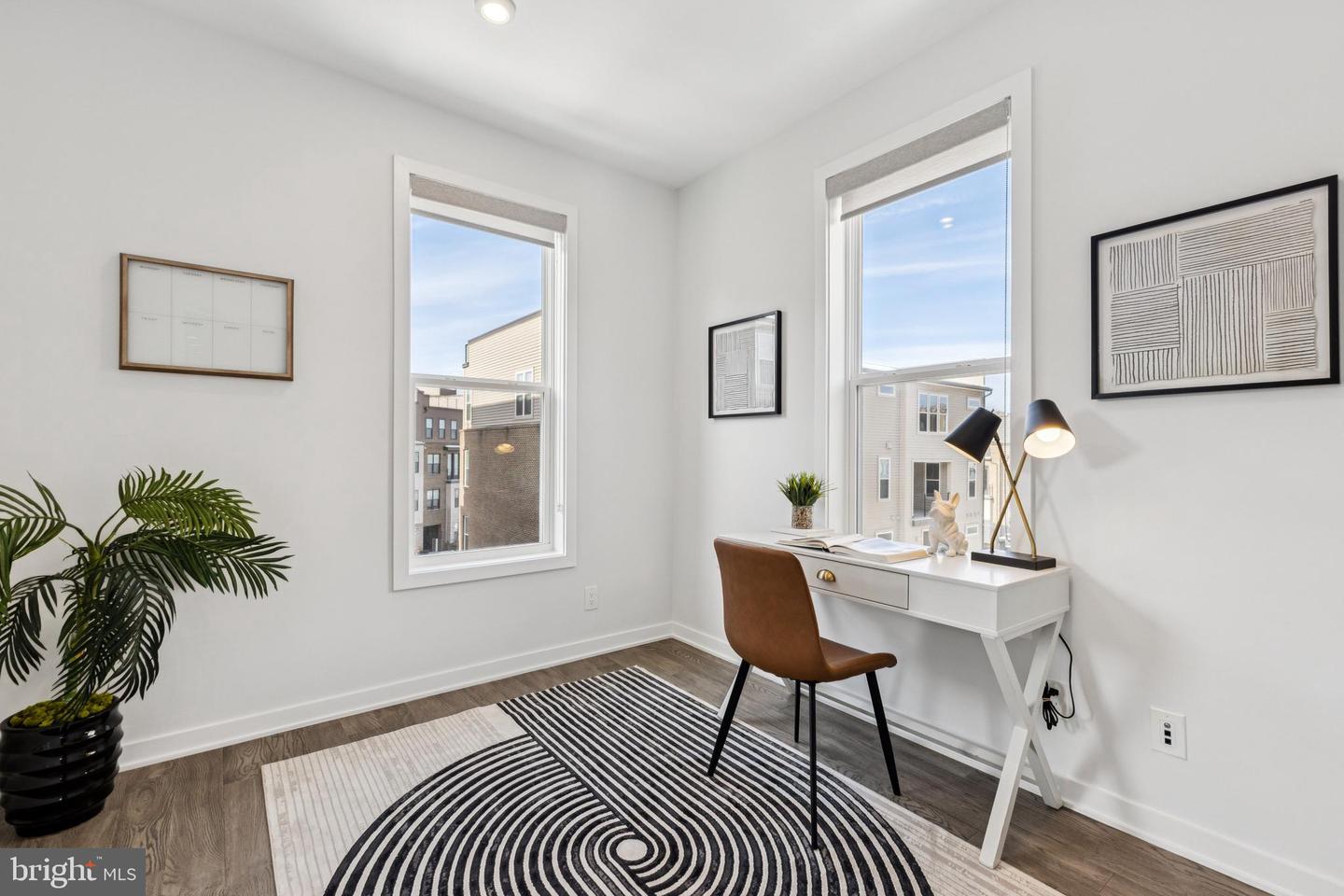 4635 CHARGER PL #805, CHANTILLY, Virginia 20151, 3 Bedrooms Bedrooms, ,2 BathroomsBathrooms,Residential,For sale,4635 CHARGER PL #805,VAFX2287800 MLS # VAFX2287800