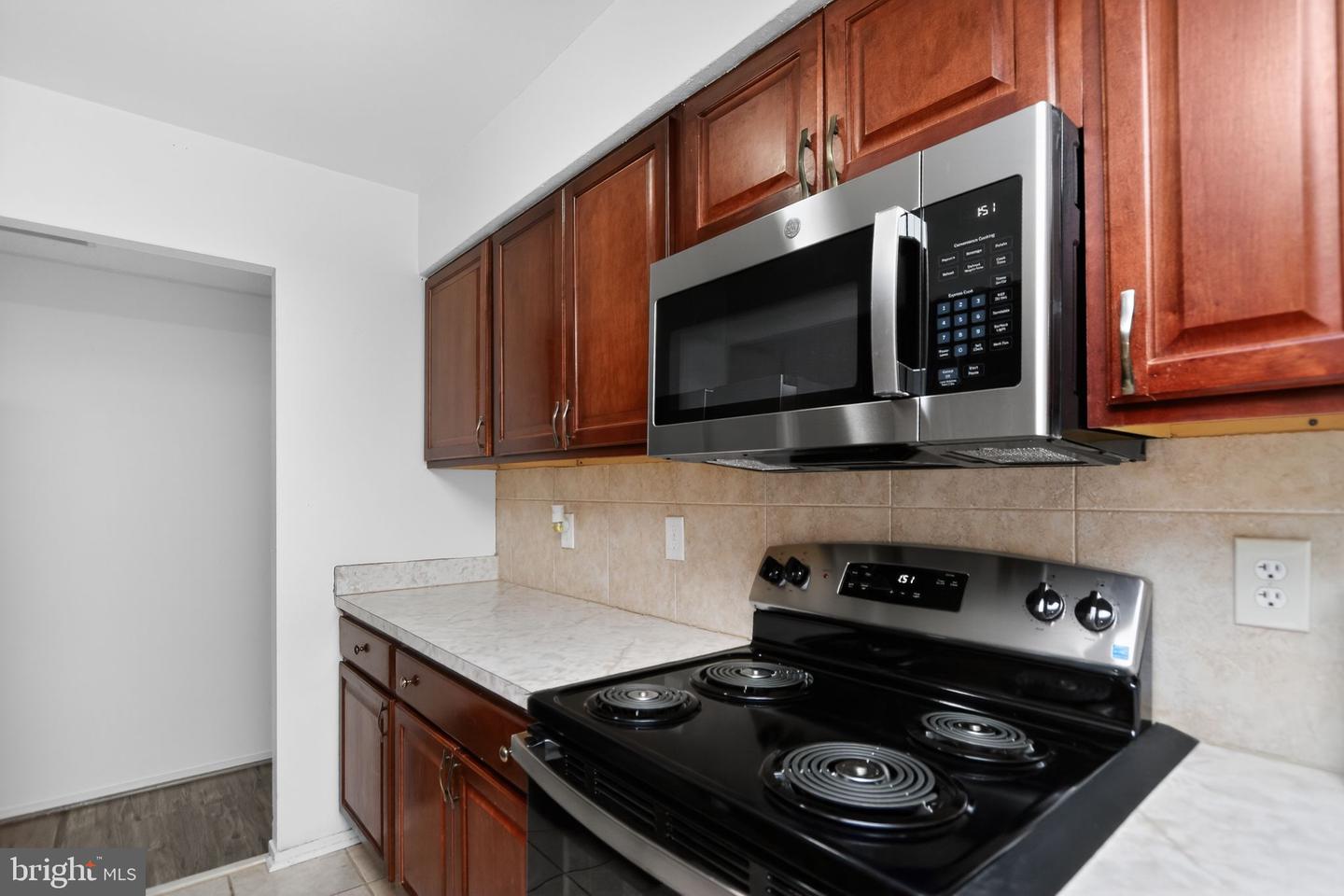6101 EDSALL RD #1704, ALEXANDRIA, Virginia 22304, 2 Bedrooms Bedrooms, ,2 BathroomsBathrooms,Residential,For sale,6101 EDSALL RD #1704,VAAX2053618 MLS # VAAX2053618
