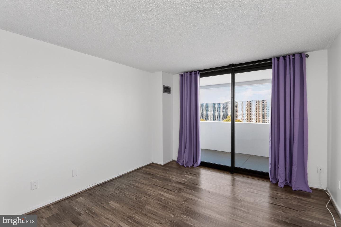 6101 EDSALL RD #1704, ALEXANDRIA, Virginia 22304, 2 Bedrooms Bedrooms, ,2 BathroomsBathrooms,Residential,For sale,6101 EDSALL RD #1704,VAAX2053618 MLS # VAAX2053618