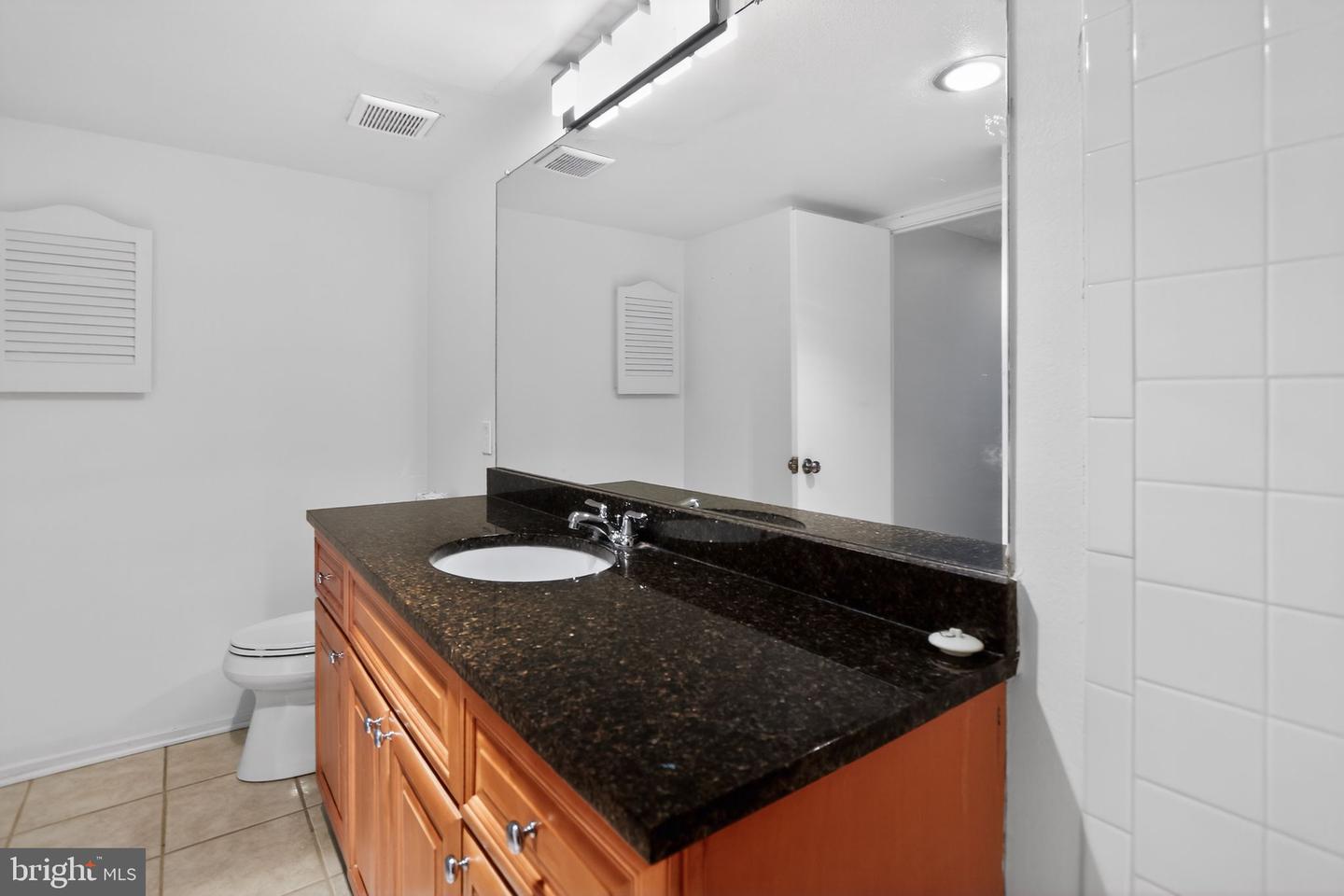 6101 EDSALL RD #1704, ALEXANDRIA, Virginia 22304, 2 Bedrooms Bedrooms, ,2 BathroomsBathrooms,Residential,For sale,6101 EDSALL RD #1704,VAAX2053618 MLS # VAAX2053618