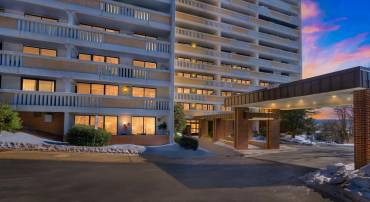 6101 EDSALL RD #1704, ALEXANDRIA, Virginia 22304, 2 Bedrooms Bedrooms, ,2 BathroomsBathrooms,Residential,For sale,6101 EDSALL RD #1704,VAAX2053618 MLS # VAAX2053618