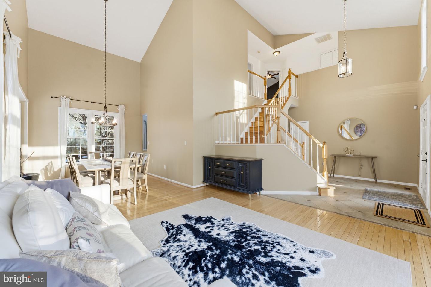 15450 EAGLE TAVERN LN, CENTREVILLE, Virginia 20120, 6 Bedrooms Bedrooms, ,3 BathroomsBathrooms,Residential,For sale,15450 EAGLE TAVERN LN,VAFX2287926 MLS # VAFX2287926