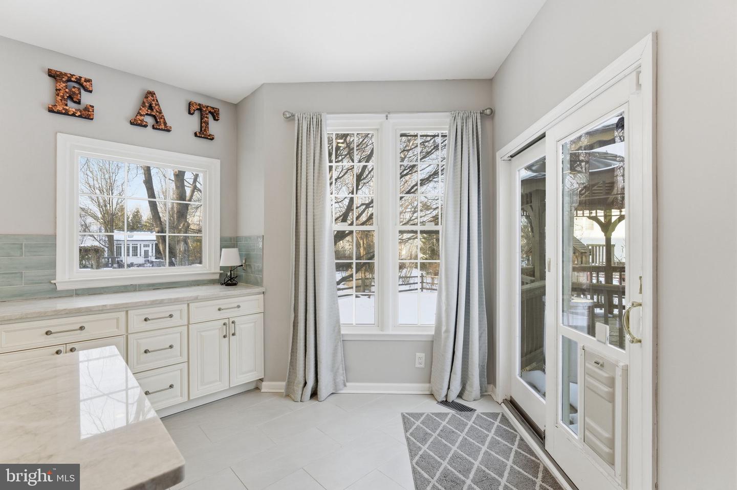 15450 EAGLE TAVERN LN, CENTREVILLE, Virginia 20120, 6 Bedrooms Bedrooms, ,3 BathroomsBathrooms,Residential,For sale,15450 EAGLE TAVERN LN,VAFX2287926 MLS # VAFX2287926