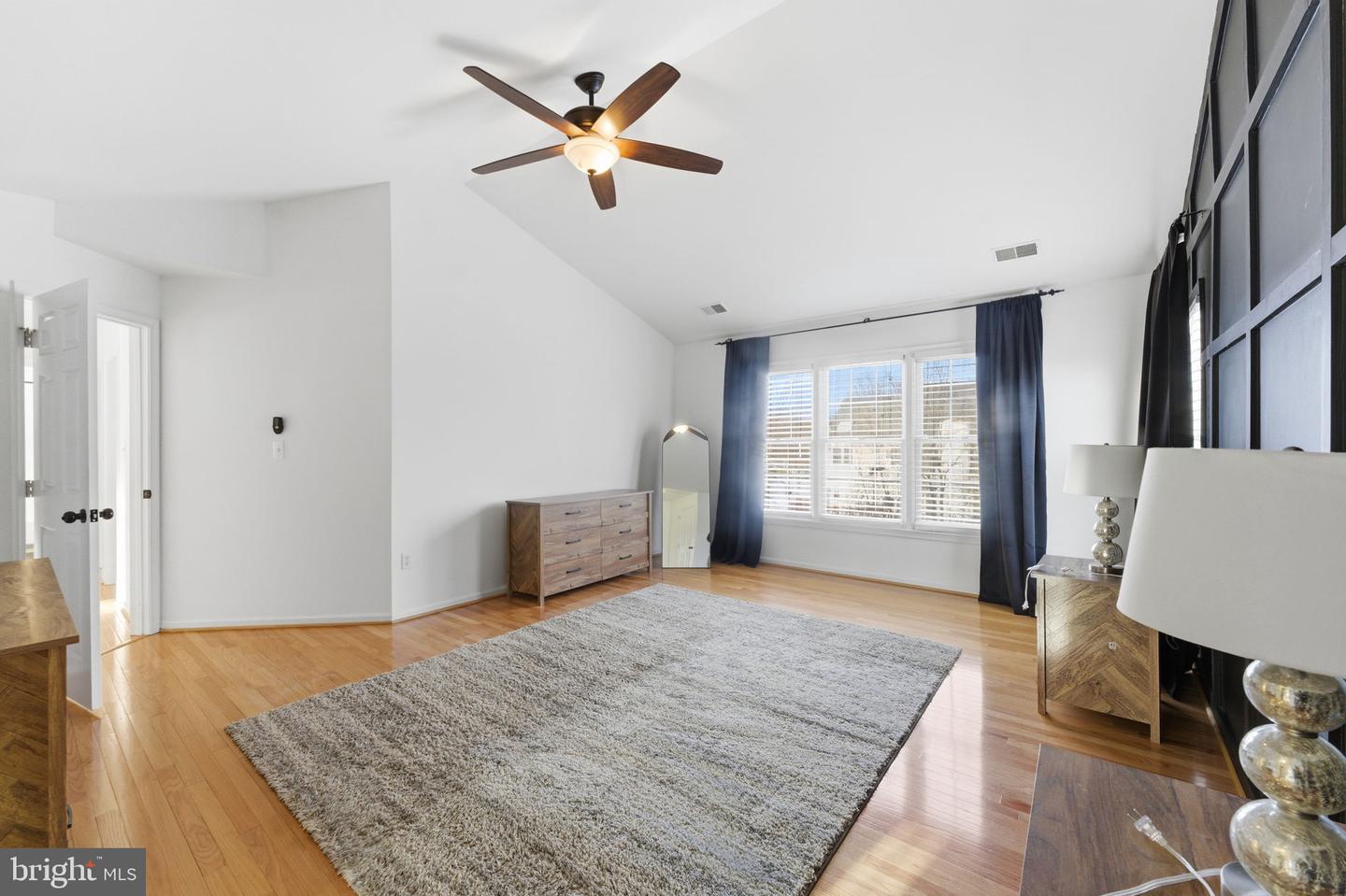 15450 EAGLE TAVERN LN, CENTREVILLE, Virginia 20120, 6 Bedrooms Bedrooms, ,3 BathroomsBathrooms,Residential,For sale,15450 EAGLE TAVERN LN,VAFX2287926 MLS # VAFX2287926