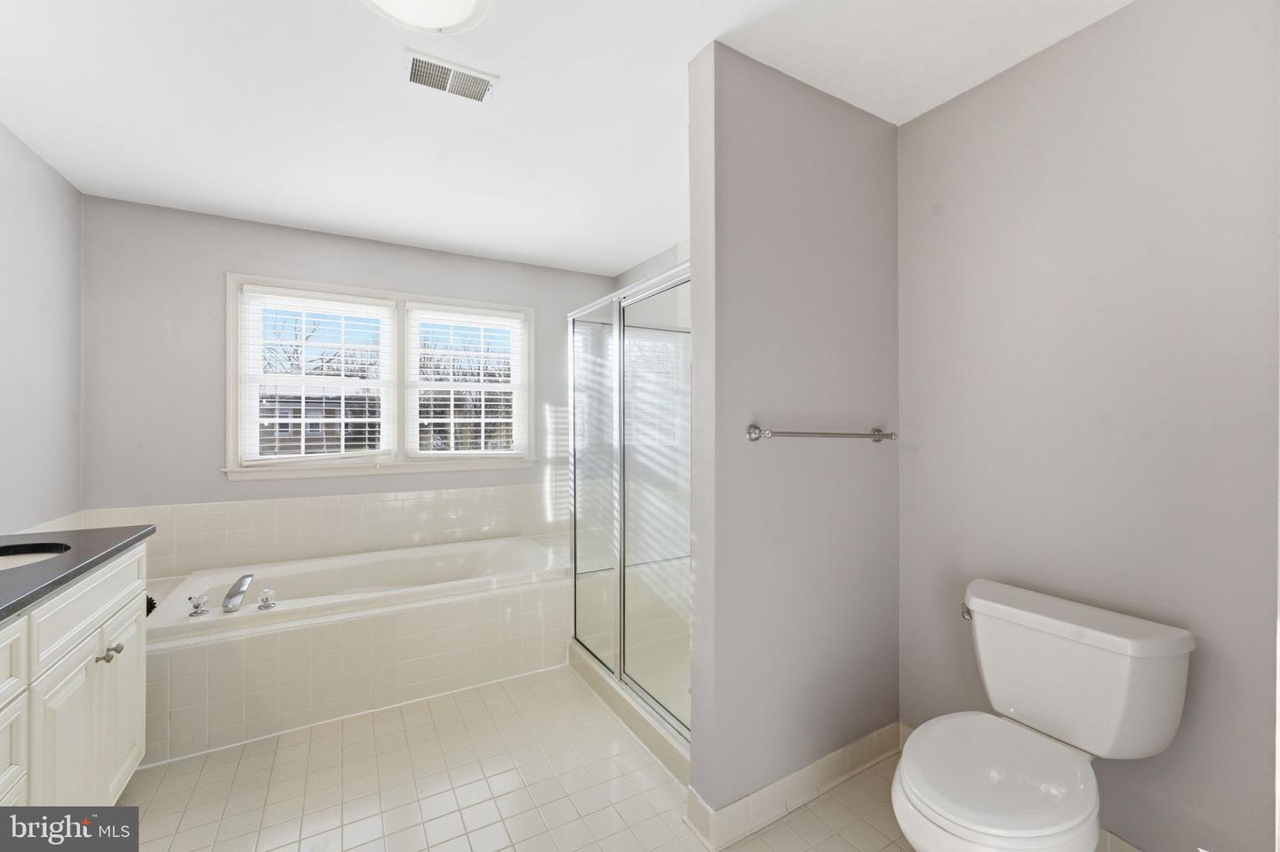 15450 EAGLE TAVERN LN, CENTREVILLE, Virginia 20120, 6 Bedrooms Bedrooms, ,3 BathroomsBathrooms,Residential,For sale,15450 EAGLE TAVERN LN,VAFX2287926 MLS # VAFX2287926