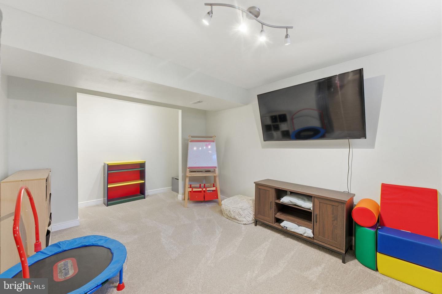 15450 EAGLE TAVERN LN, CENTREVILLE, Virginia 20120, 6 Bedrooms Bedrooms, ,3 BathroomsBathrooms,Residential,For sale,15450 EAGLE TAVERN LN,VAFX2287926 MLS # VAFX2287926