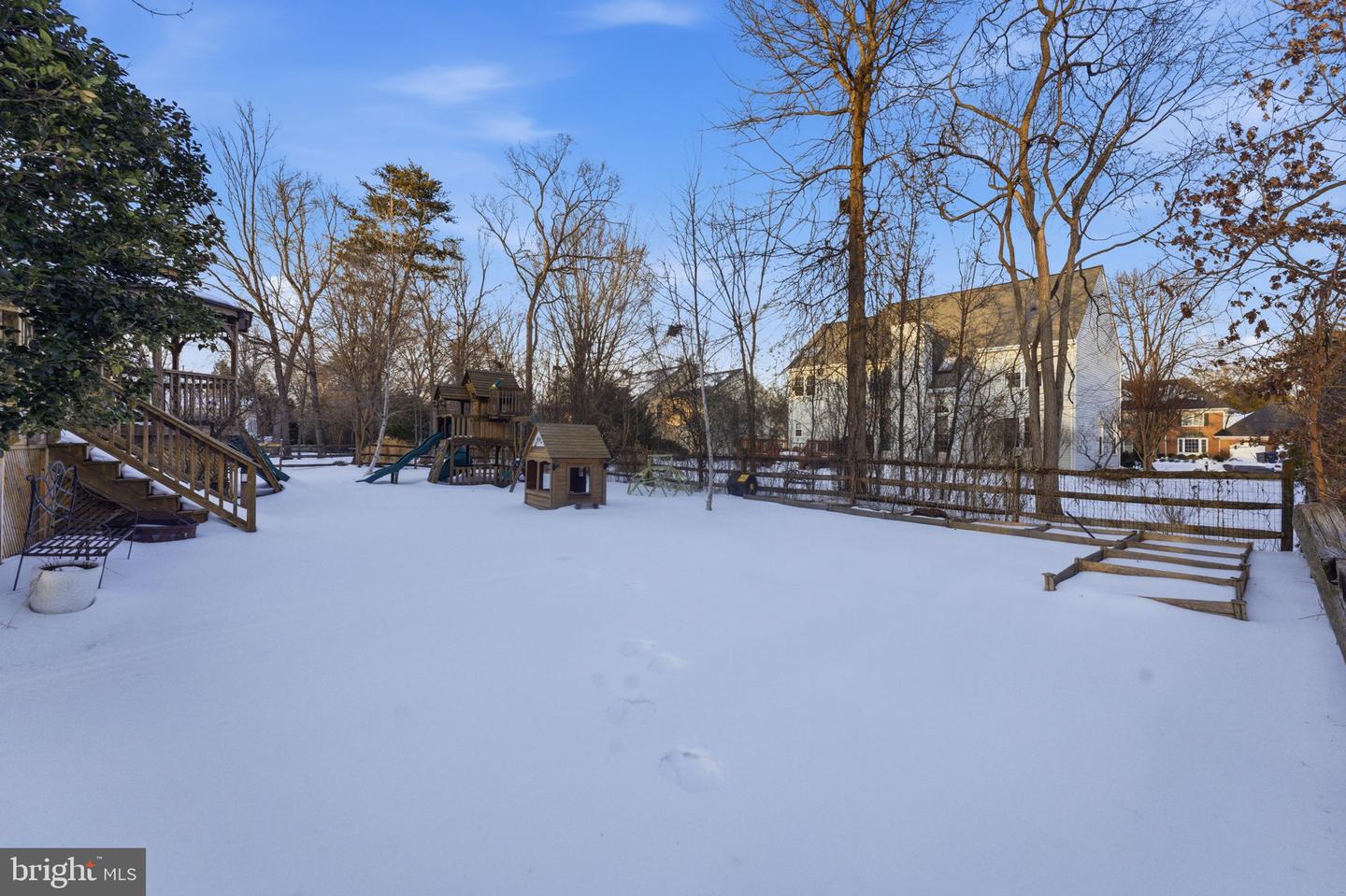 15450 EAGLE TAVERN LN, CENTREVILLE, Virginia 20120, 6 Bedrooms Bedrooms, ,3 BathroomsBathrooms,Residential,For sale,15450 EAGLE TAVERN LN,VAFX2287926 MLS # VAFX2287926