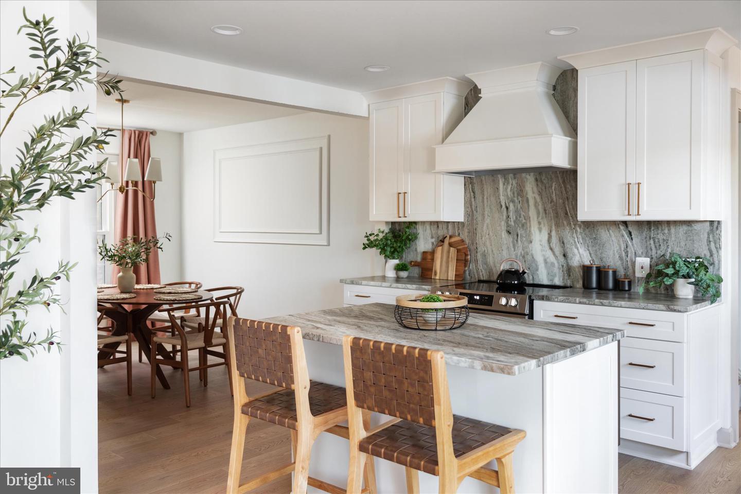 4386 LAKEWOOD DR, WARRENTON, Virginia 20187, 4 Bedrooms Bedrooms, ,3 BathroomsBathrooms,Residential,For sale,4386 LAKEWOOD DR,VAFQ2020304 MLS # VAFQ2020304