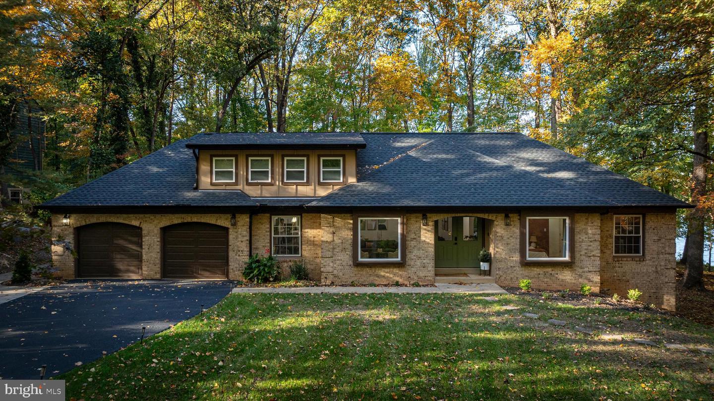 4386 LAKEWOOD DR, WARRENTON, Virginia 20187, 4 Bedrooms Bedrooms, ,3 BathroomsBathrooms,Residential,For sale,4386 LAKEWOOD DR,VAFQ2020304 MLS # VAFQ2020304