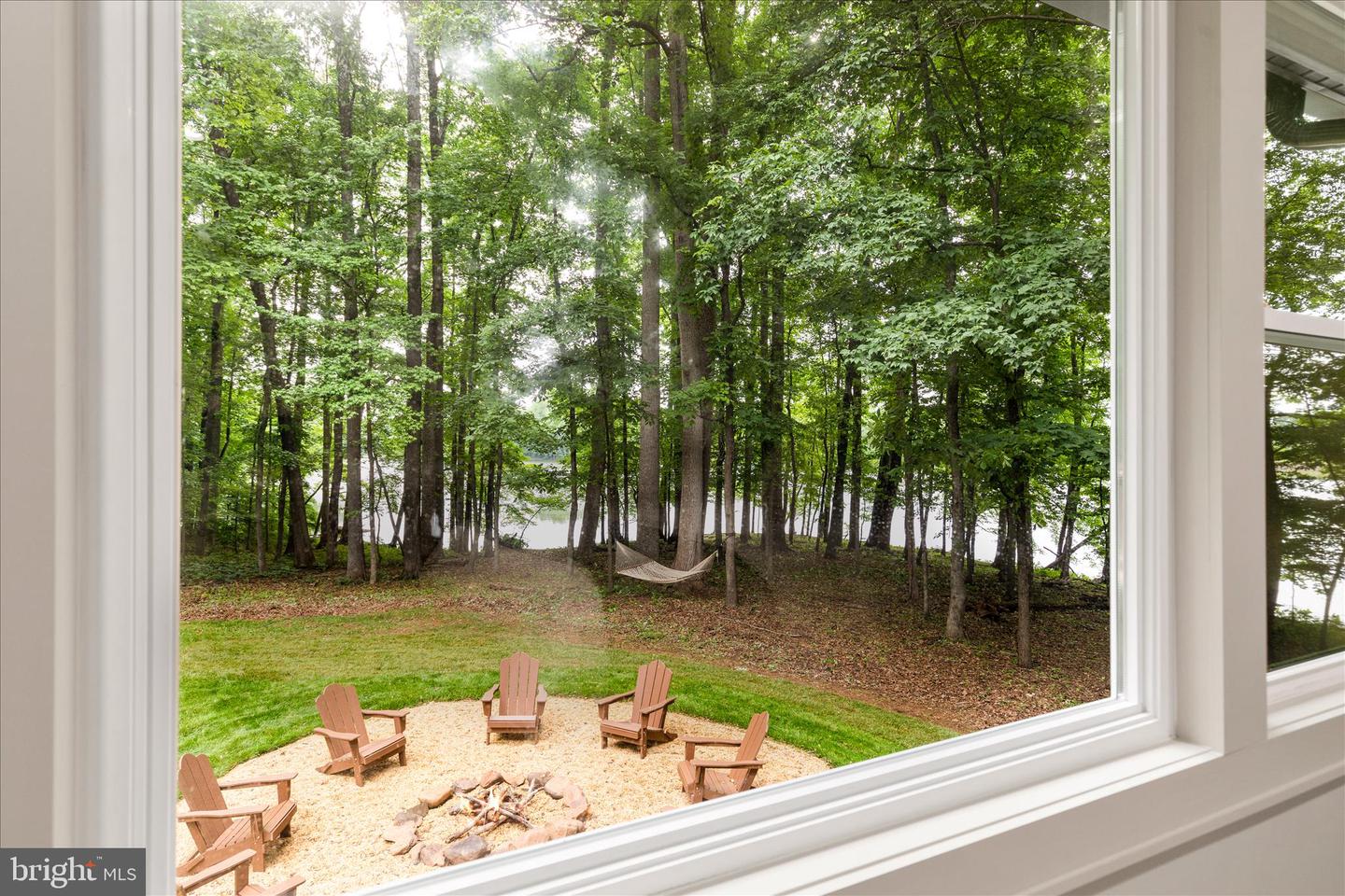 4386 LAKEWOOD DR, WARRENTON, Virginia 20187, 4 Bedrooms Bedrooms, ,3 BathroomsBathrooms,Residential,For sale,4386 LAKEWOOD DR,VAFQ2020304 MLS # VAFQ2020304