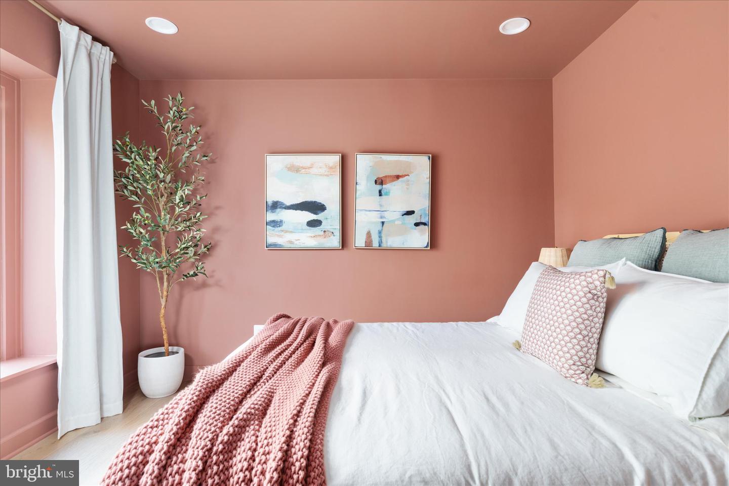 4386 LAKEWOOD DR, WARRENTON, Virginia 20187, 4 Bedrooms Bedrooms, ,3 BathroomsBathrooms,Residential,For sale,4386 LAKEWOOD DR,VAFQ2020304 MLS # VAFQ2020304