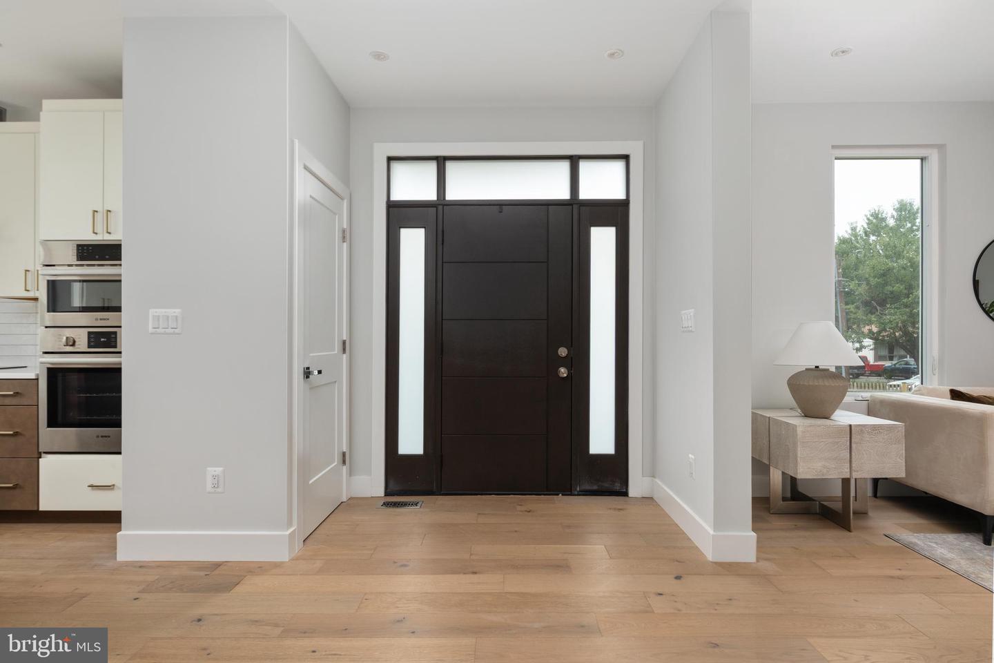 7435 NIGH RD, FALLS CHURCH, Virginia 22043, 5 Bedrooms Bedrooms, ,5 BathroomsBathrooms,Residential,For sale,7435 NIGH RD,VAFX2287938 MLS # VAFX2287938