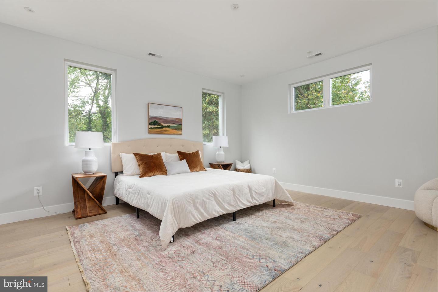 7435 NIGH RD, FALLS CHURCH, Virginia 22043, 5 Bedrooms Bedrooms, ,5 BathroomsBathrooms,Residential,For sale,7435 NIGH RD,VAFX2287938 MLS # VAFX2287938