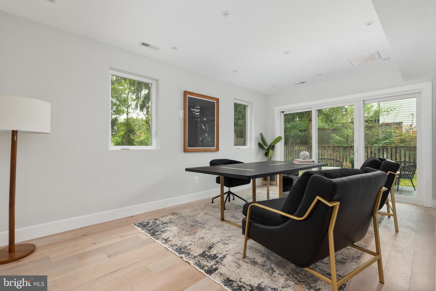 7435 NIGH RD, FALLS CHURCH, Virginia 22043, 5 Bedrooms Bedrooms, ,5 BathroomsBathrooms,Residential,For sale,7435 NIGH RD,VAFX2287938 MLS # VAFX2287938