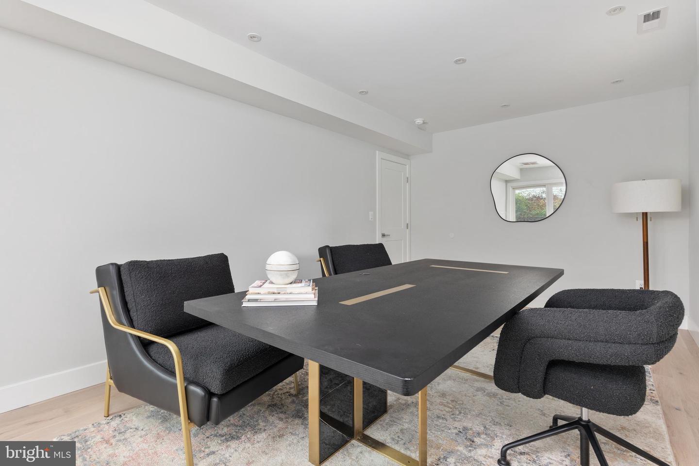 7435 NIGH RD, FALLS CHURCH, Virginia 22043, 5 Bedrooms Bedrooms, ,5 BathroomsBathrooms,Residential,For sale,7435 NIGH RD,VAFX2287938 MLS # VAFX2287938