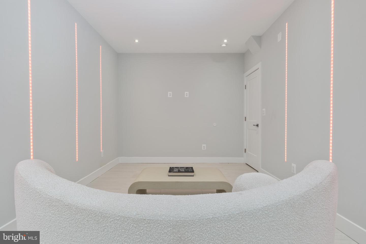 7435 NIGH RD, FALLS CHURCH, Virginia 22043, 5 Bedrooms Bedrooms, ,5 BathroomsBathrooms,Residential,For sale,7435 NIGH RD,VAFX2287938 MLS # VAFX2287938