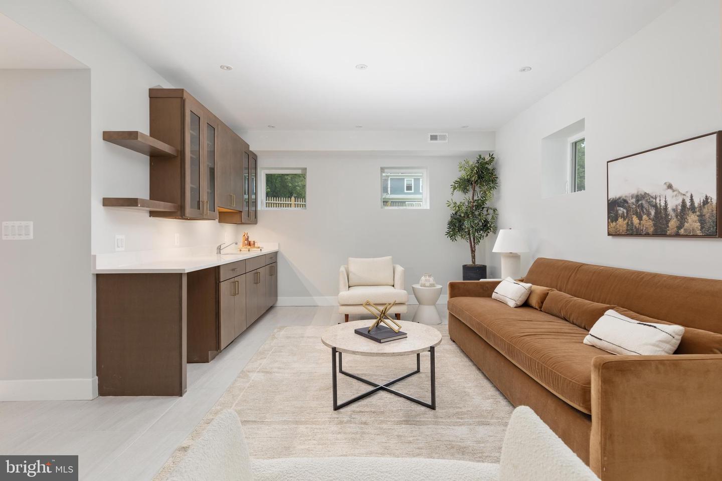 7435 NIGH RD, FALLS CHURCH, Virginia 22043, 5 Bedrooms Bedrooms, ,5 BathroomsBathrooms,Residential,For sale,7435 NIGH RD,VAFX2287938 MLS # VAFX2287938