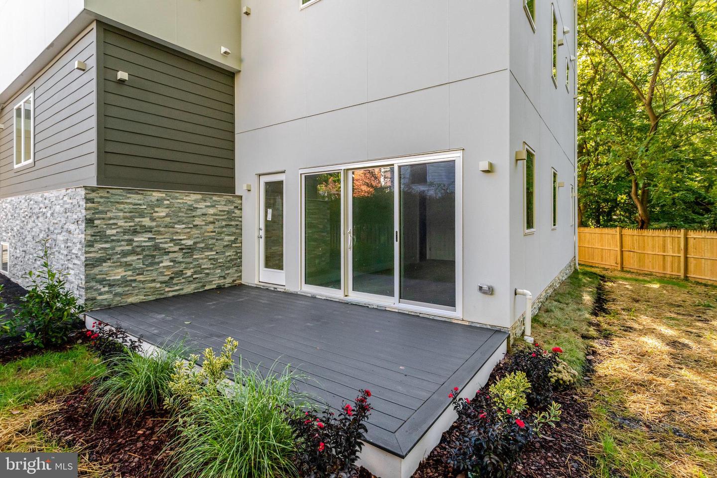 7435 NIGH RD, FALLS CHURCH, Virginia 22043, 5 Bedrooms Bedrooms, ,5 BathroomsBathrooms,Residential,For sale,7435 NIGH RD,VAFX2287938 MLS # VAFX2287938