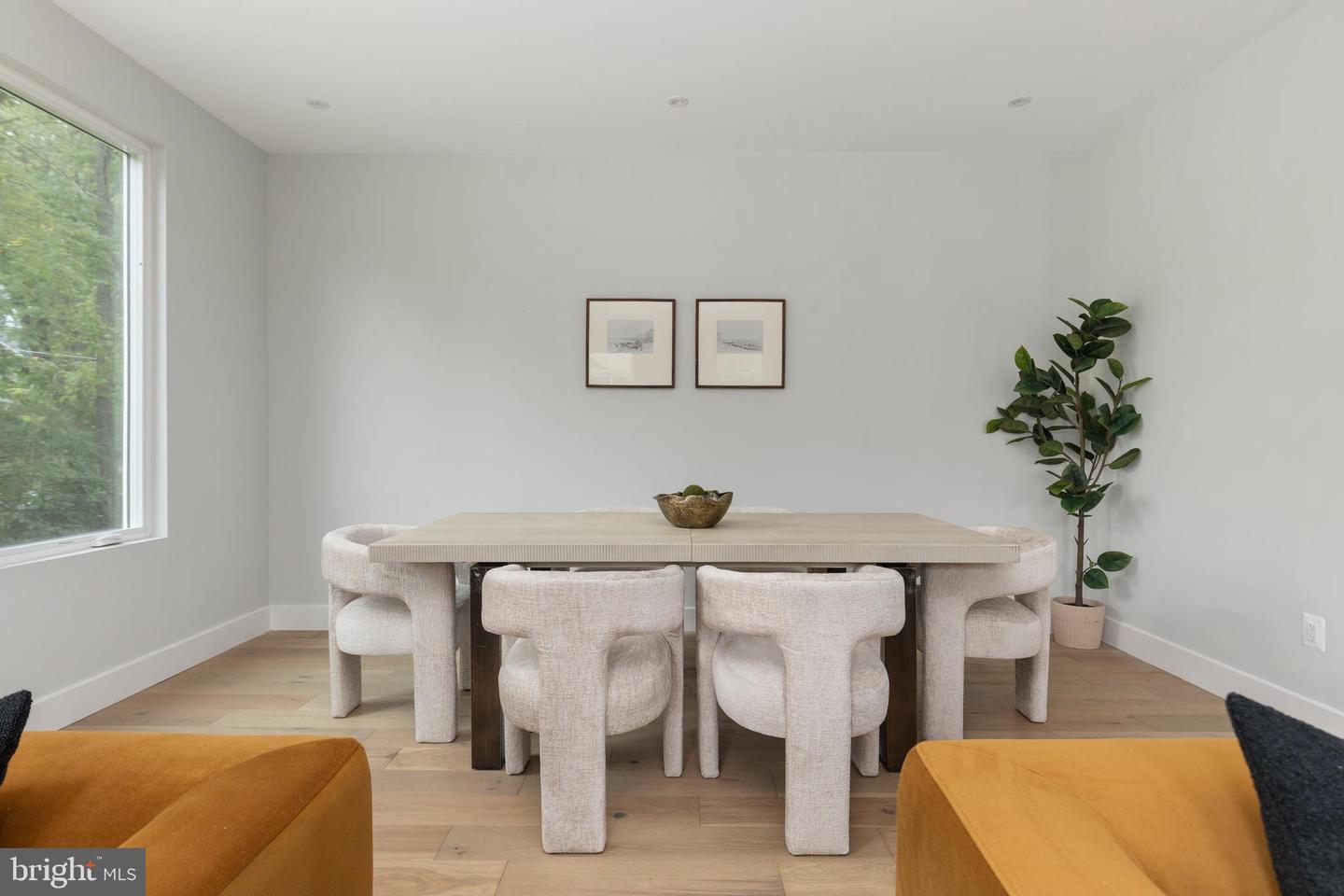 7435 NIGH RD, FALLS CHURCH, Virginia 22043, 5 Bedrooms Bedrooms, ,5 BathroomsBathrooms,Residential,For sale,7435 NIGH RD,VAFX2287938 MLS # VAFX2287938