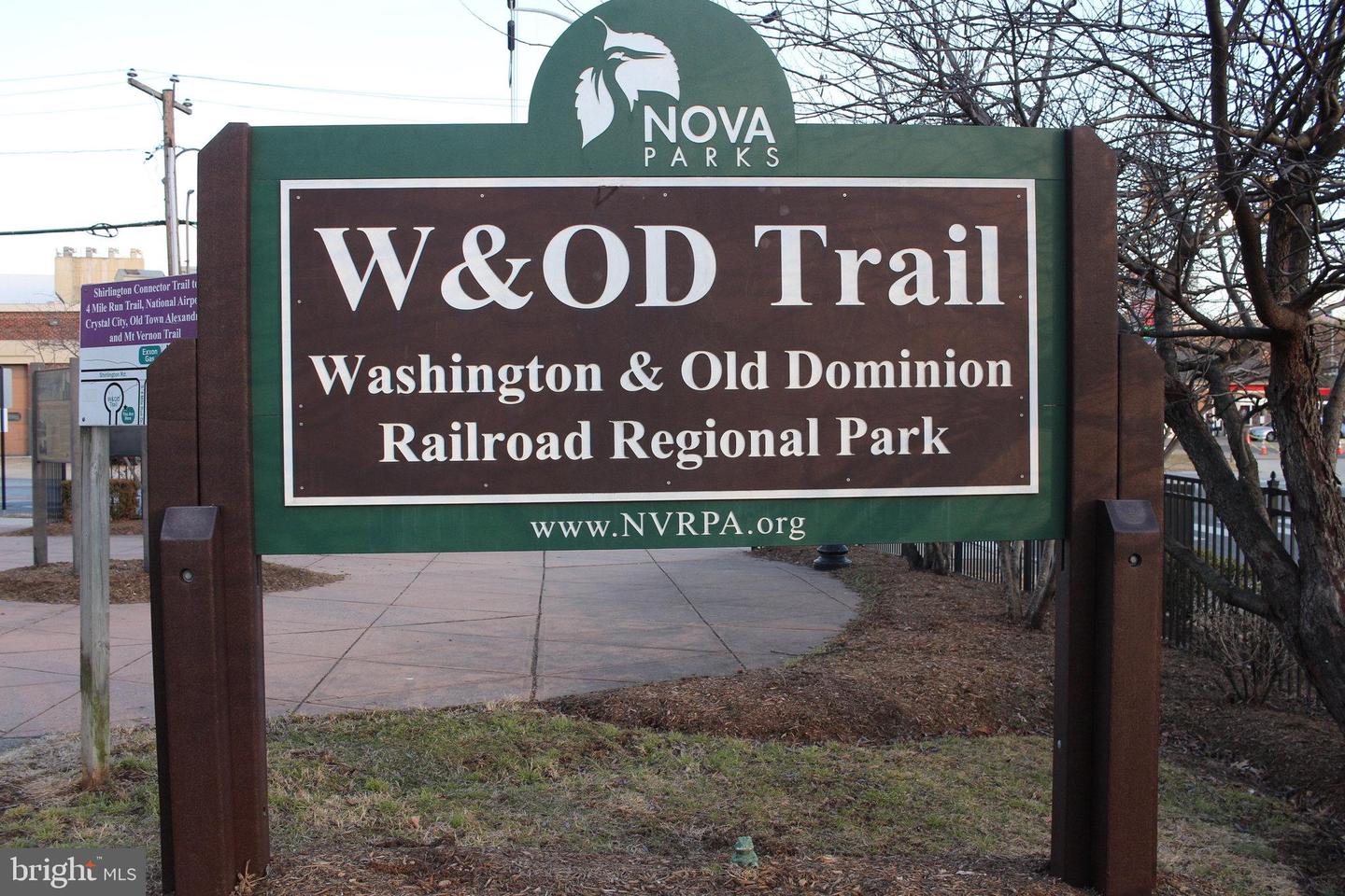 7435 NIGH RD, FALLS CHURCH, Virginia 22043, 5 Bedrooms Bedrooms, ,5 BathroomsBathrooms,Residential,For sale,7435 NIGH RD,VAFX2287938 MLS # VAFX2287938