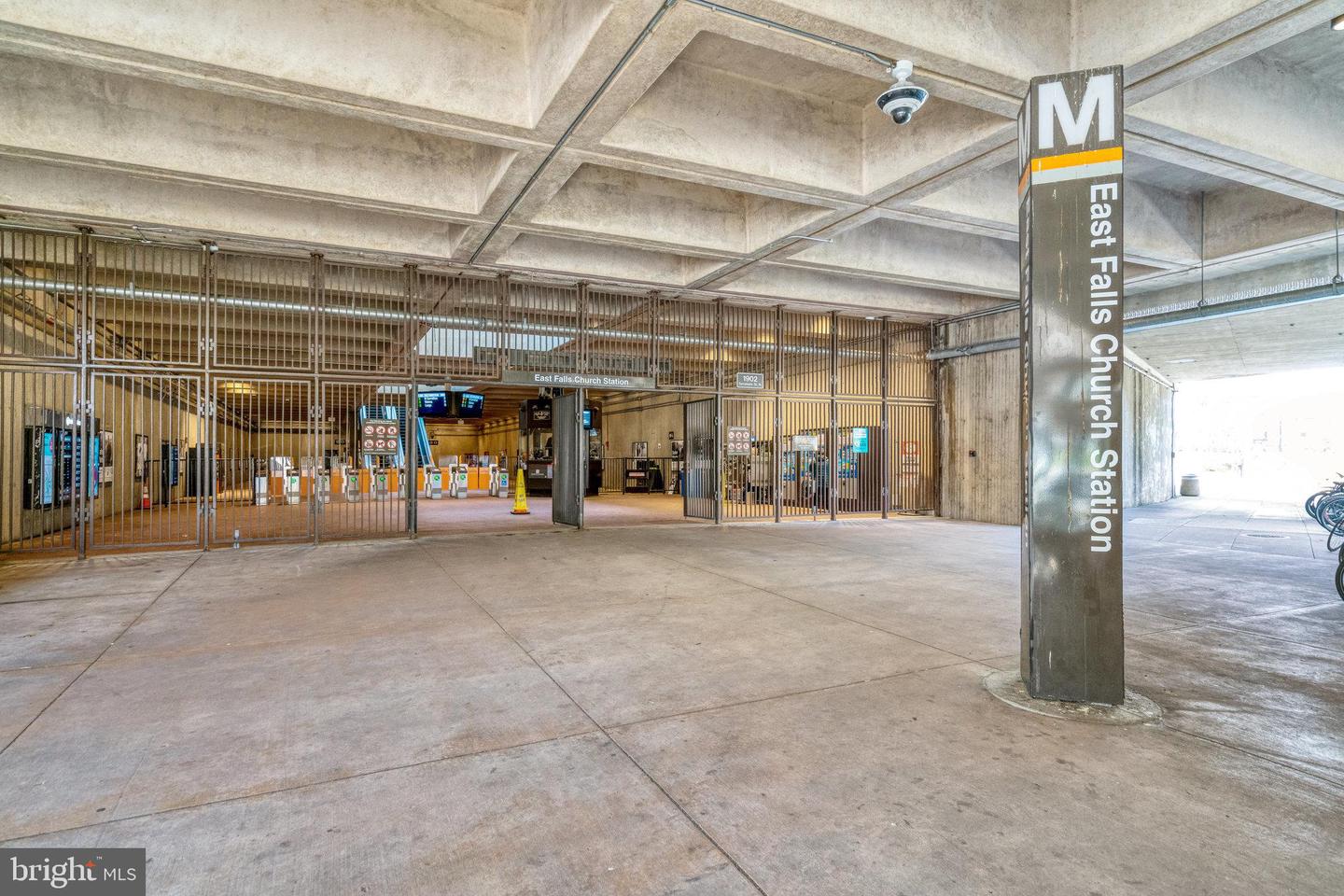 7435 NIGH RD, FALLS CHURCH, Virginia 22043, 5 Bedrooms Bedrooms, ,5 BathroomsBathrooms,Residential,For sale,7435 NIGH RD,VAFX2287938 MLS # VAFX2287938