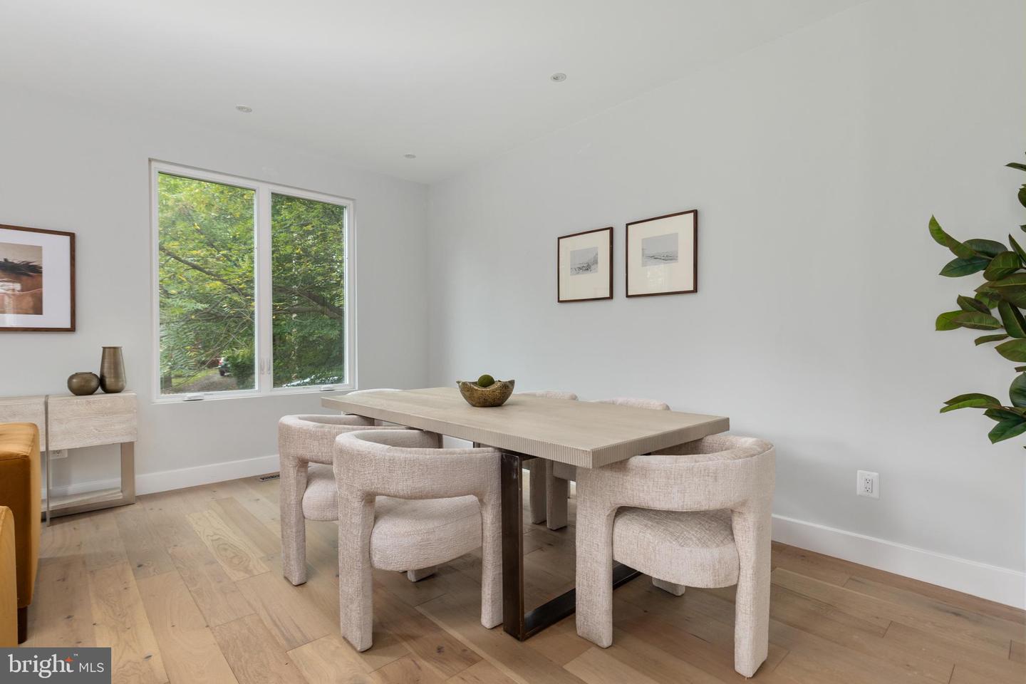 7435 NIGH RD, FALLS CHURCH, Virginia 22043, 5 Bedrooms Bedrooms, ,5 BathroomsBathrooms,Residential,For sale,7435 NIGH RD,VAFX2287938 MLS # VAFX2287938