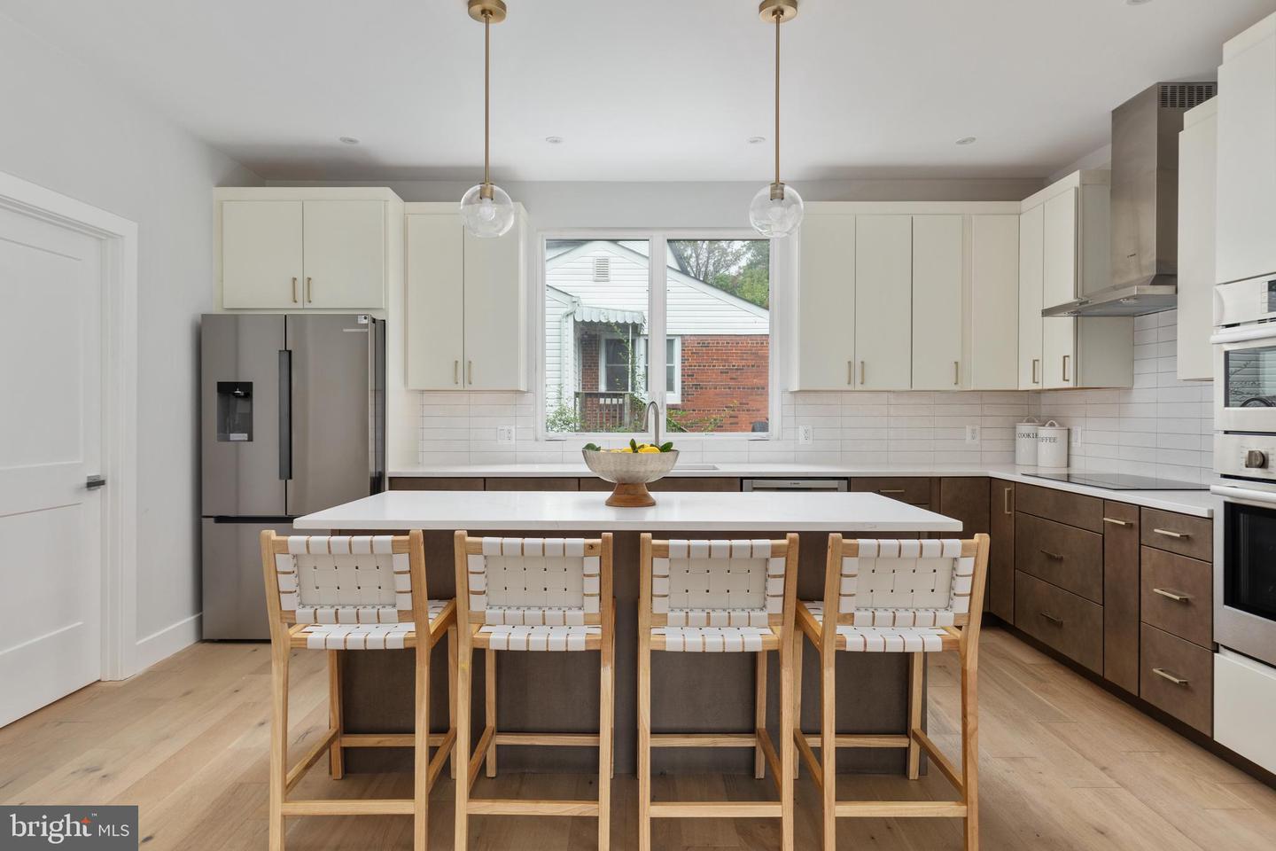 7435 NIGH RD, FALLS CHURCH, Virginia 22043, 5 Bedrooms Bedrooms, ,5 BathroomsBathrooms,Residential,For sale,7435 NIGH RD,VAFX2287938 MLS # VAFX2287938