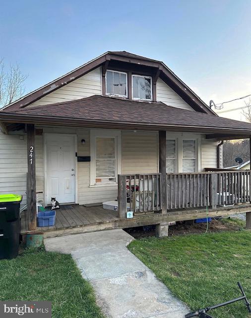 247 11TH STREET NW DR, PULASKI, Virginia 24301, 2 Bedrooms Bedrooms, ,1 BathroomBathrooms,Residential,For sale,247 11TH STREET NW DR,VAPU2000048 MLS # VAPU2000048
