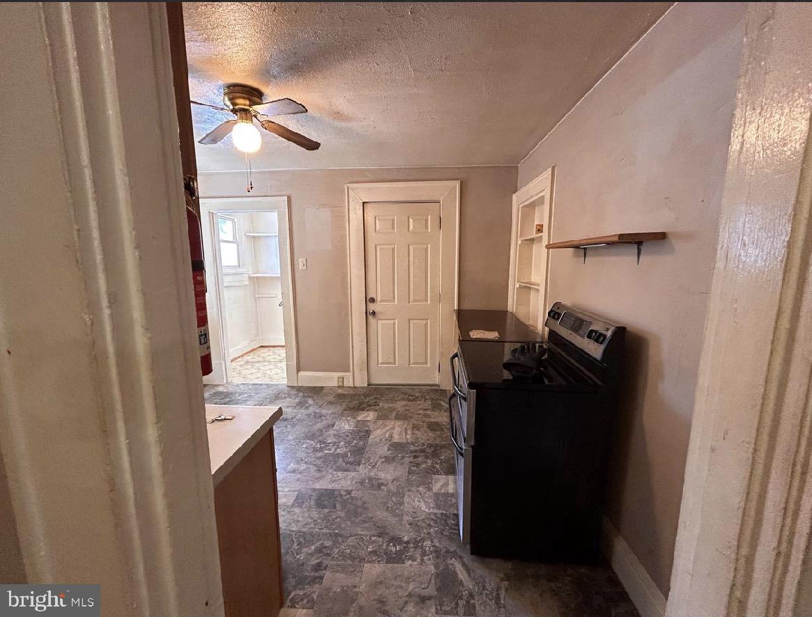 247 11TH STREET NW DR, PULASKI, Virginia 24301, 2 Bedrooms Bedrooms, ,1 BathroomBathrooms,Residential,For sale,247 11TH STREET NW DR,VAPU2000048 MLS # VAPU2000048