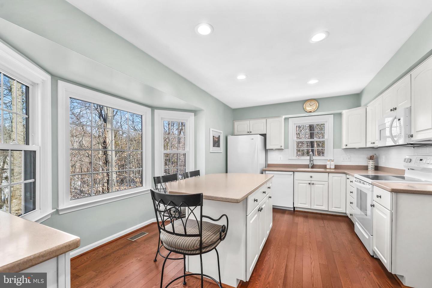 4302 ORKNEY CT, WOODBRIDGE, Virginia 22192, 5 Bedrooms Bedrooms, ,3 BathroomsBathrooms,Residential,For sale,4302 ORKNEY CT,VAPW2111480 MLS # VAPW2111480