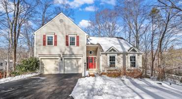 4302 ORKNEY CT, WOODBRIDGE, Virginia 22192, 5 Bedrooms Bedrooms, ,3 BathroomsBathrooms,Residential,For sale,4302 ORKNEY CT,VAPW2111480 MLS # VAPW2111480