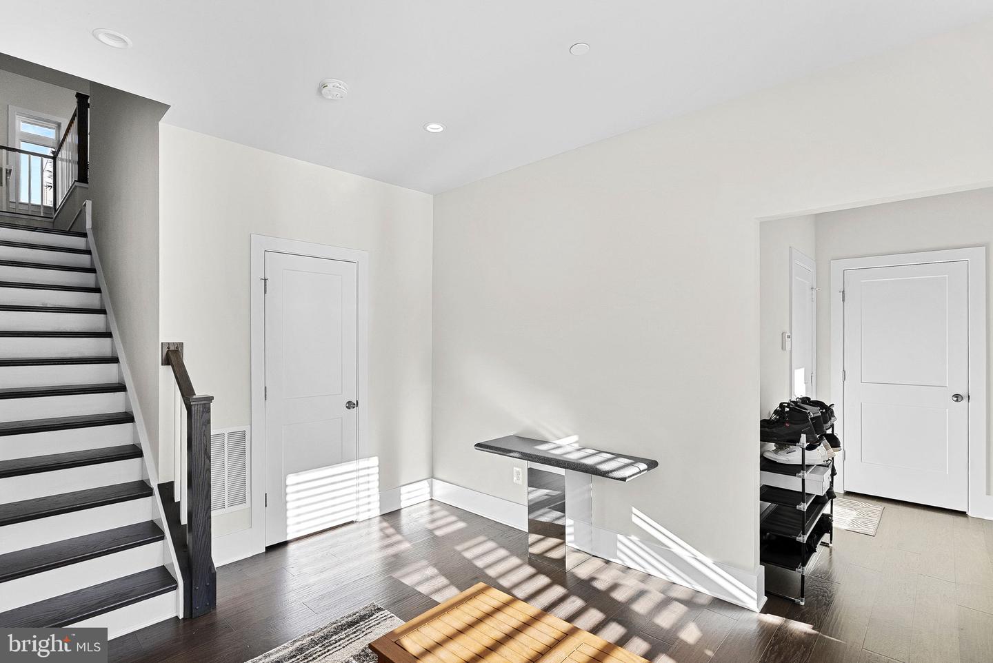 20108 OLD LINE TER, ASHBURN, Virginia 20147, 3 Bedrooms Bedrooms, ,2 BathroomsBathrooms,Residential,For sale,20108 OLD LINE TER,VALO2114884 MLS # VALO2114884