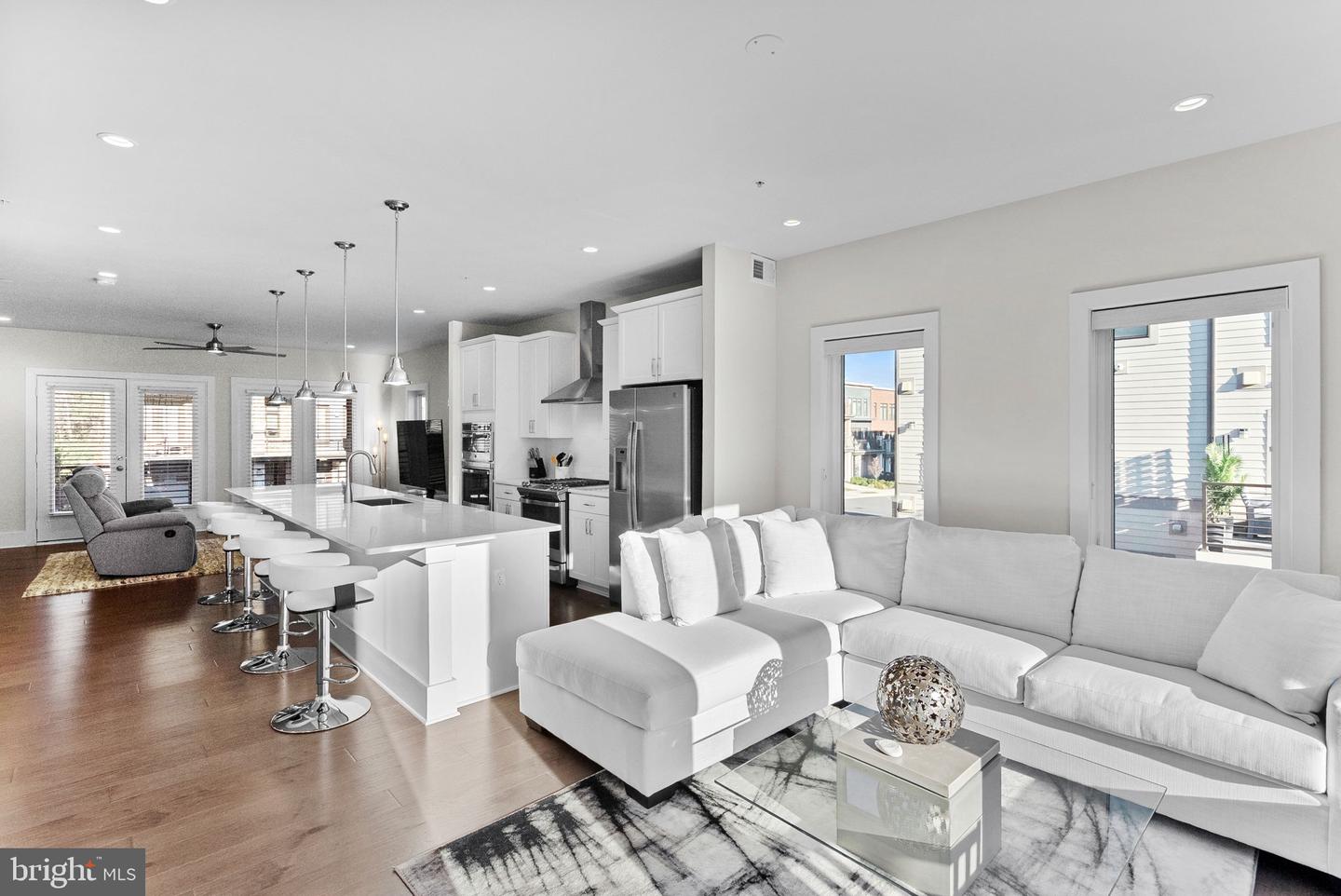 20108 OLD LINE TER, ASHBURN, Virginia 20147, 3 Bedrooms Bedrooms, ,2 BathroomsBathrooms,Residential,For sale,20108 OLD LINE TER,VALO2114884 MLS # VALO2114884