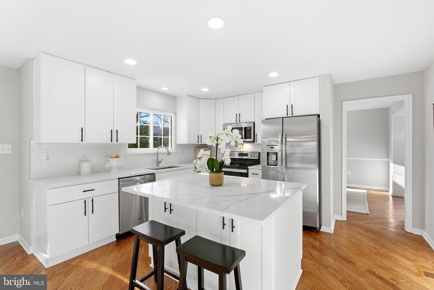 613 BRIAN THOMAS CT SE, LEESBURG, Virginia 20175, 4 Bedrooms Bedrooms, ,3 BathroomsBathrooms,Residential,For sale,613 BRIAN THOMAS CT SE,VALO2114938 MLS # VALO2114938