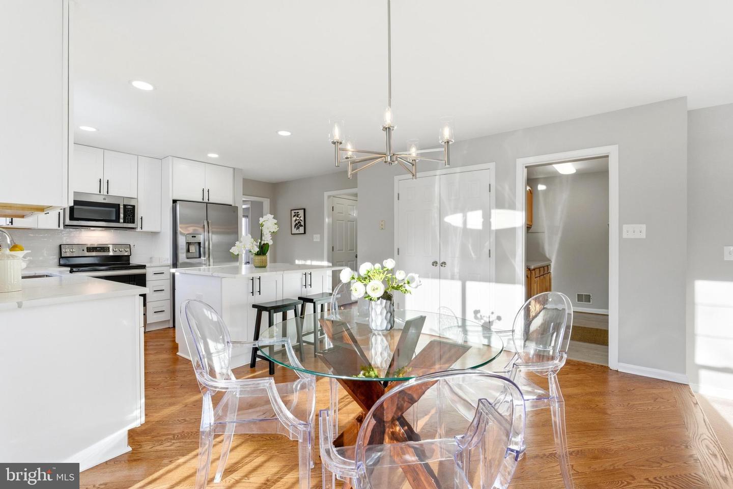 613 BRIAN THOMAS CT SE, LEESBURG, Virginia 20175, 4 Bedrooms Bedrooms, ,3 BathroomsBathrooms,Residential,For sale,613 BRIAN THOMAS CT SE,VALO2114938 MLS # VALO2114938