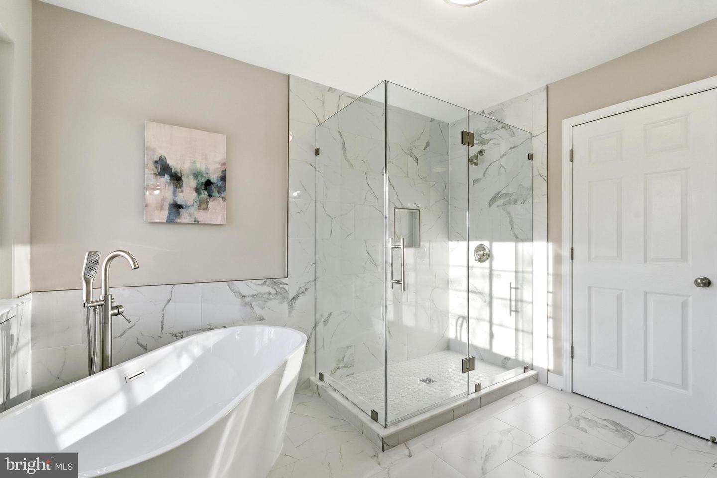 613 BRIAN THOMAS CT SE, LEESBURG, Virginia 20175, 4 Bedrooms Bedrooms, ,3 BathroomsBathrooms,Residential,For sale,613 BRIAN THOMAS CT SE,VALO2114938 MLS # VALO2114938