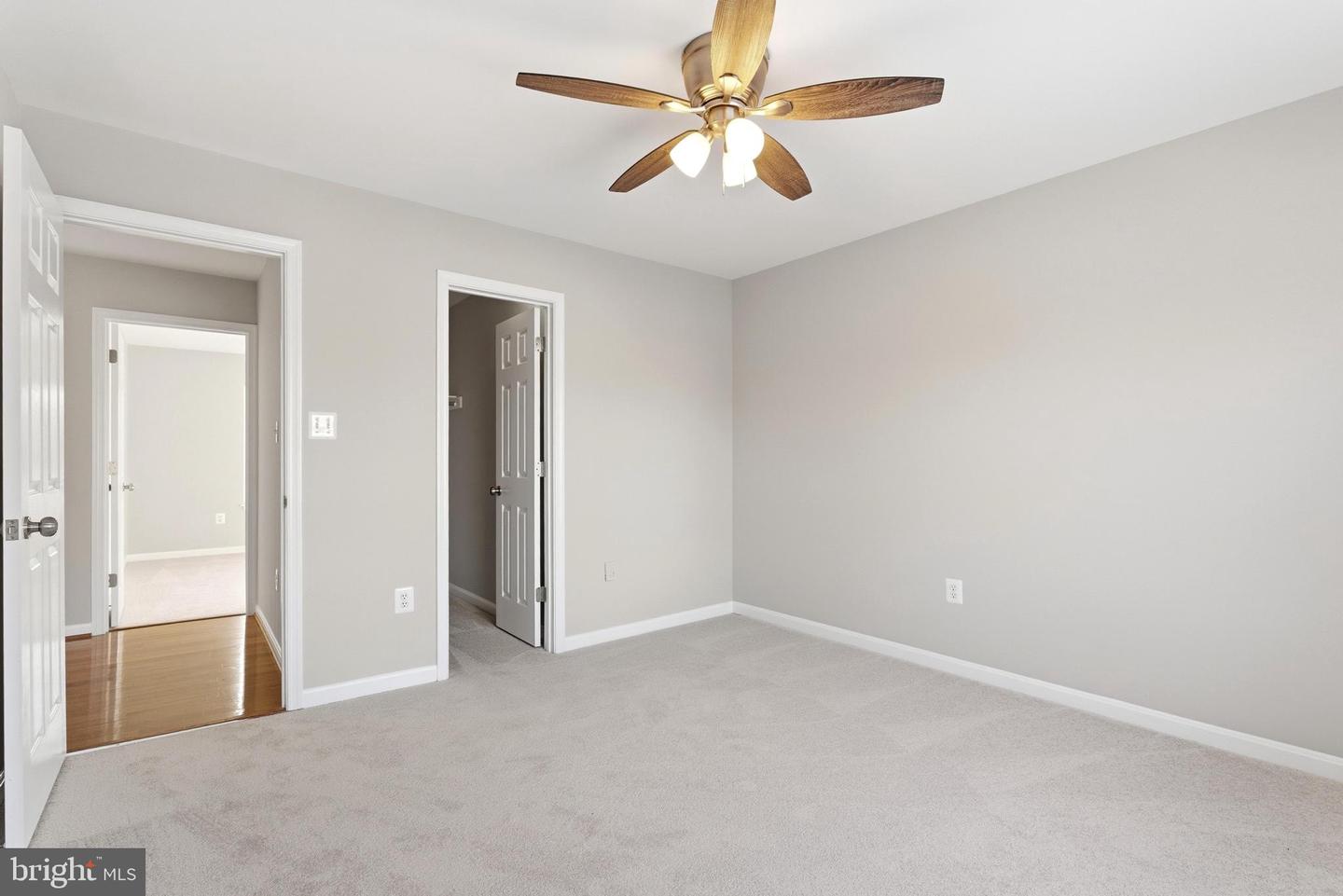 613 BRIAN THOMAS CT SE, LEESBURG, Virginia 20175, 4 Bedrooms Bedrooms, ,3 BathroomsBathrooms,Residential,For sale,613 BRIAN THOMAS CT SE,VALO2114938 MLS # VALO2114938