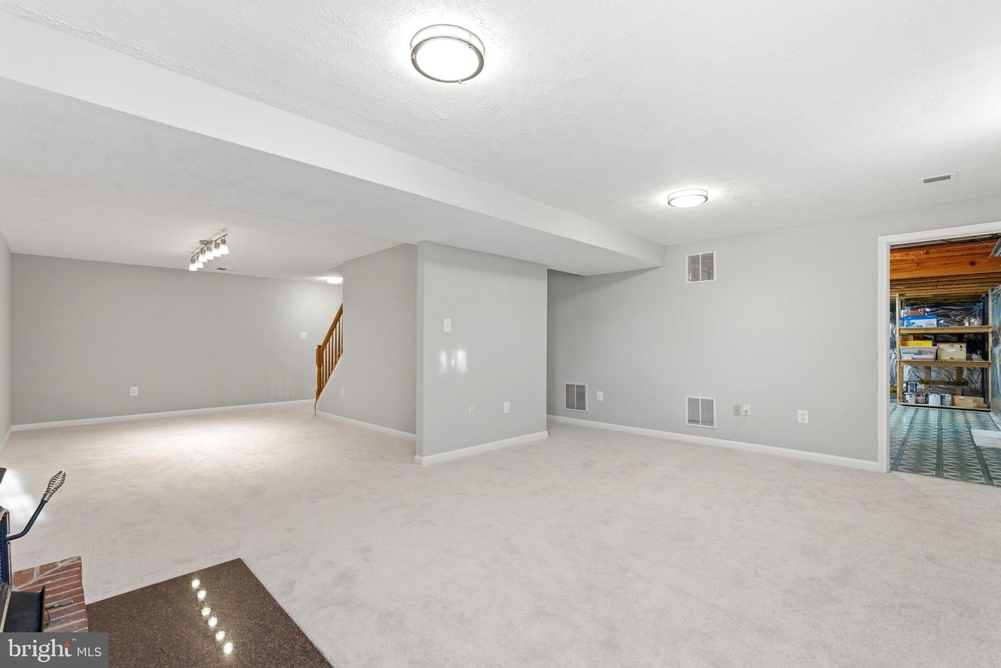 613 BRIAN THOMAS CT SE, LEESBURG, Virginia 20175, 4 Bedrooms Bedrooms, ,3 BathroomsBathrooms,Residential,For sale,613 BRIAN THOMAS CT SE,VALO2114938 MLS # VALO2114938