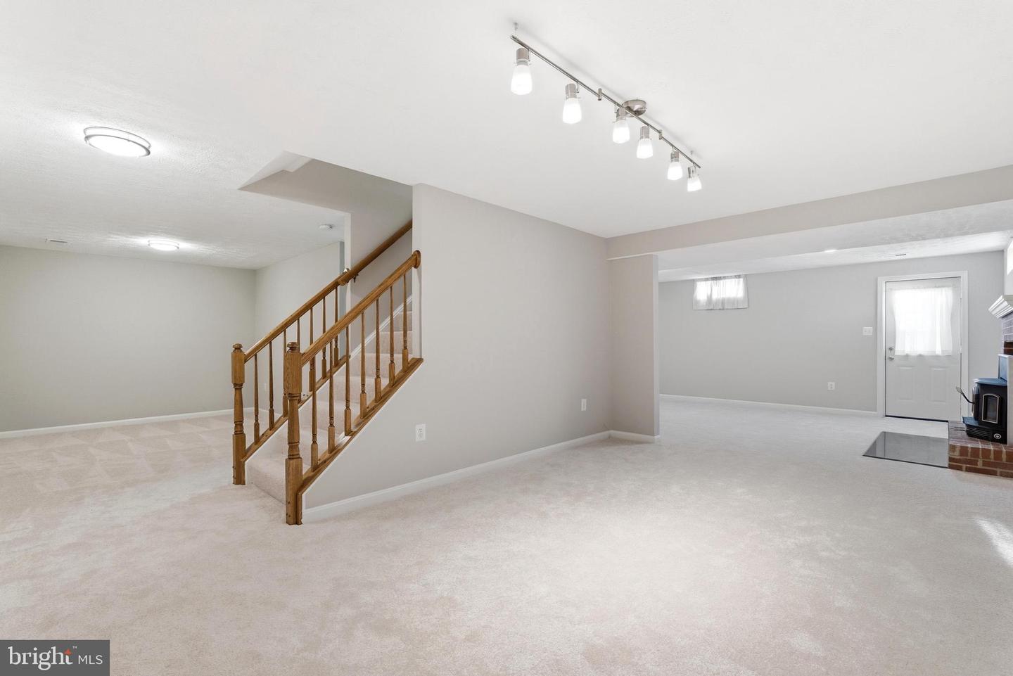 613 BRIAN THOMAS CT SE, LEESBURG, Virginia 20175, 4 Bedrooms Bedrooms, ,3 BathroomsBathrooms,Residential,For sale,613 BRIAN THOMAS CT SE,VALO2114938 MLS # VALO2114938