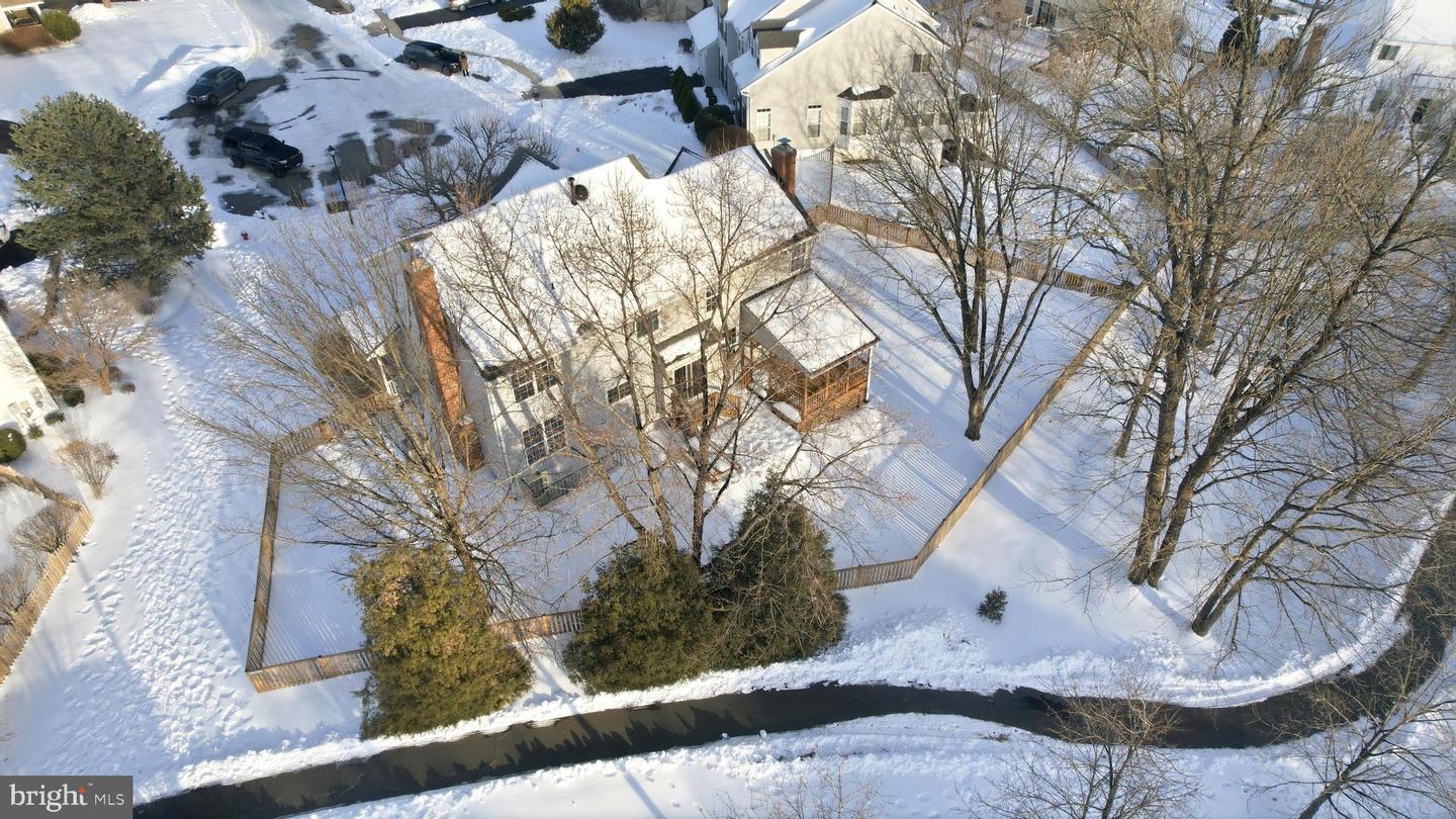 613 BRIAN THOMAS CT SE, LEESBURG, Virginia 20175, 4 Bedrooms Bedrooms, ,3 BathroomsBathrooms,Residential,For sale,613 BRIAN THOMAS CT SE,VALO2114938 MLS # VALO2114938